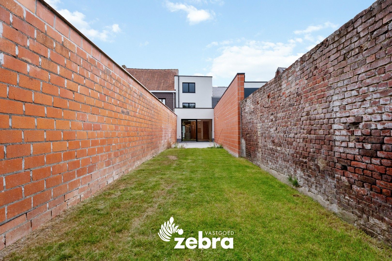 Gerenoveerde & energiezuinige woning met uitweg te Ledegem! foto 23