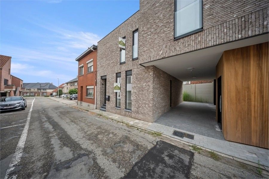 KNAPPE NIEUWBOUWWONING IN HET CENTRUM VAN BORGLOON (MOGELIJKHEID AANKOOP 6% BTW) foto 4