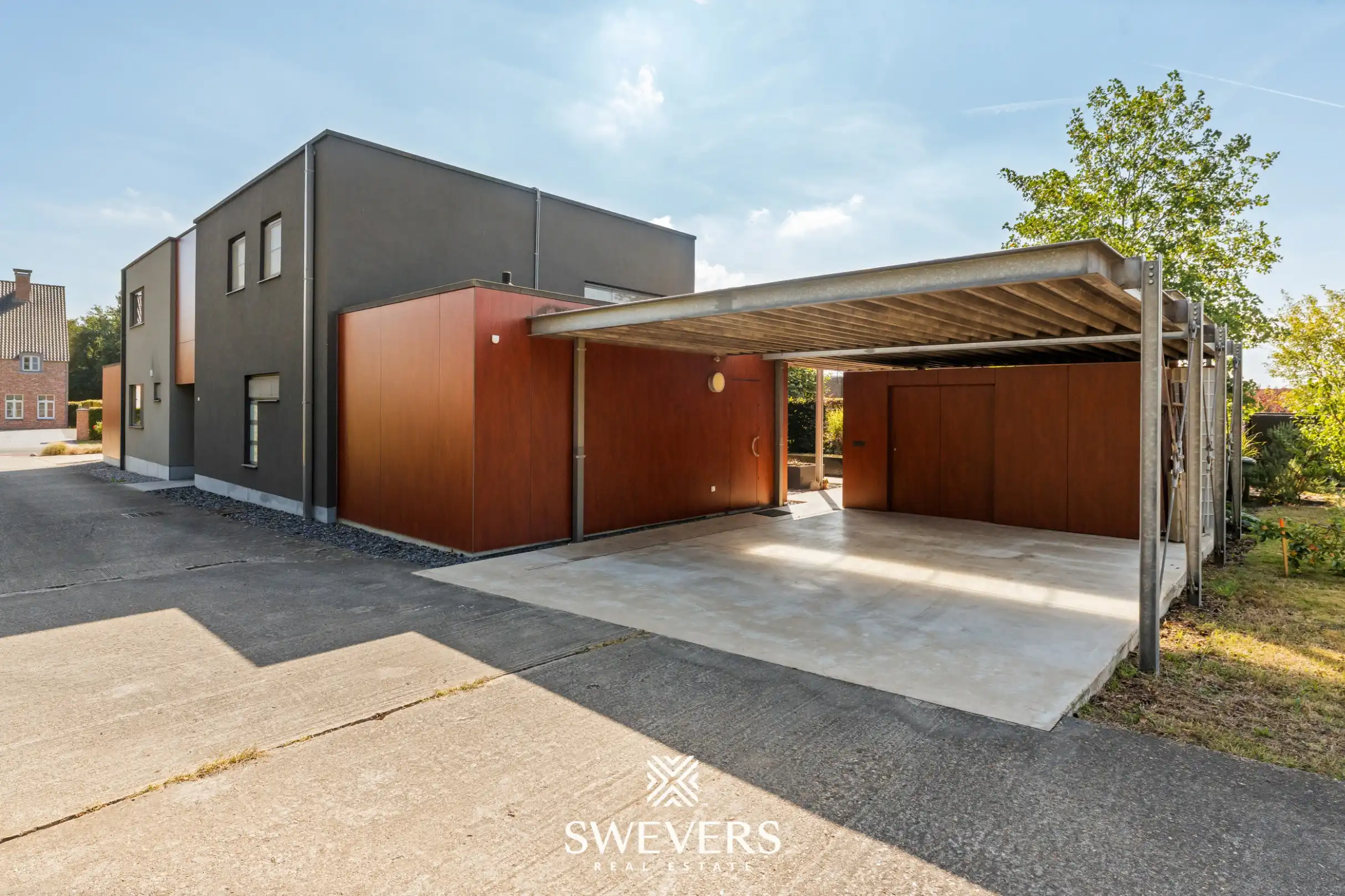 Instapklare woning met prachtig aangelegde tuin en overdekt terras foto 24