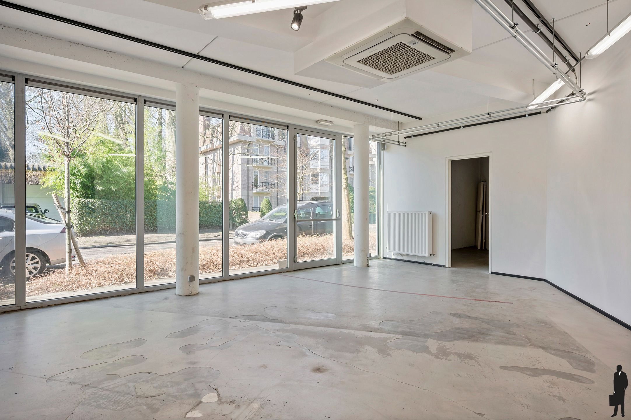 Handelsglv van ca. 327m² in het centrum van Brasschaat ! foto 5