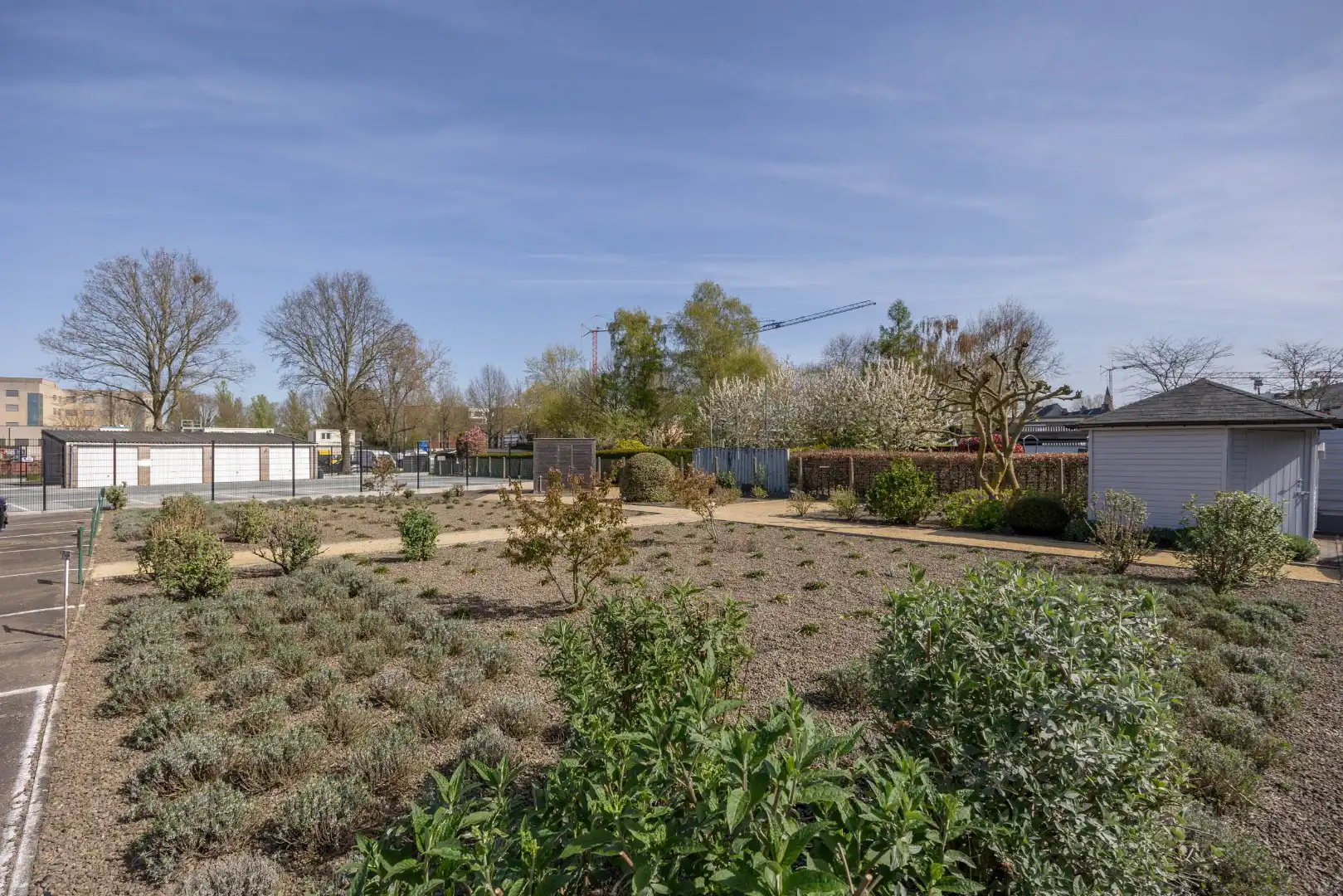 Instapklaar appartement te koop! foto 27