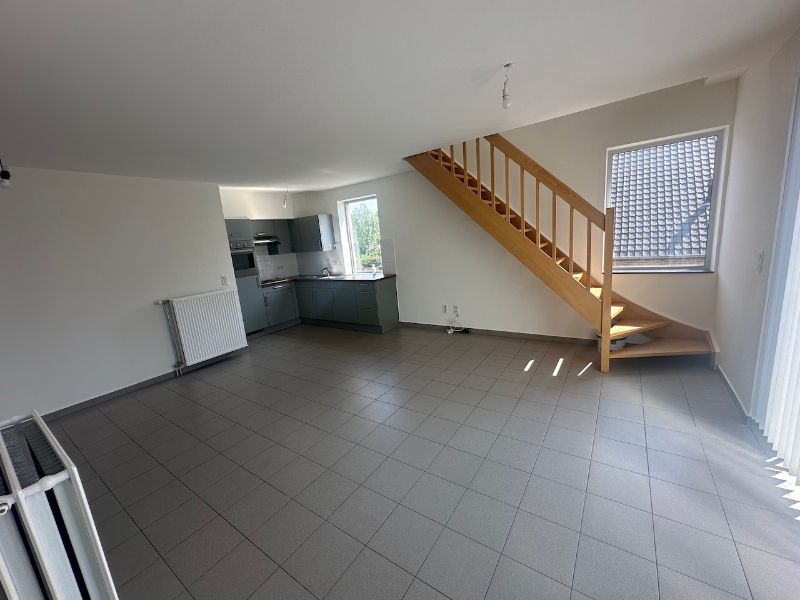 🏡 Te huur in Kaprijke – 2-slaapkamer appartement met terras en garage 🚗☀️ foto 3