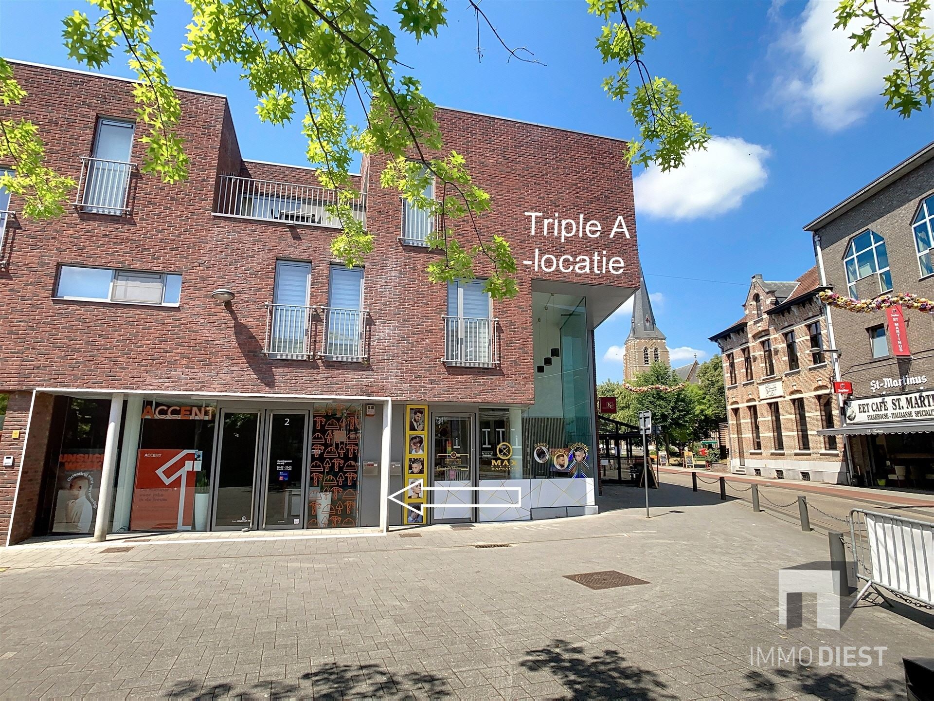 Handelspand op triple A locatie - Centrum Tessenderlo foto {{pictureIndex}}