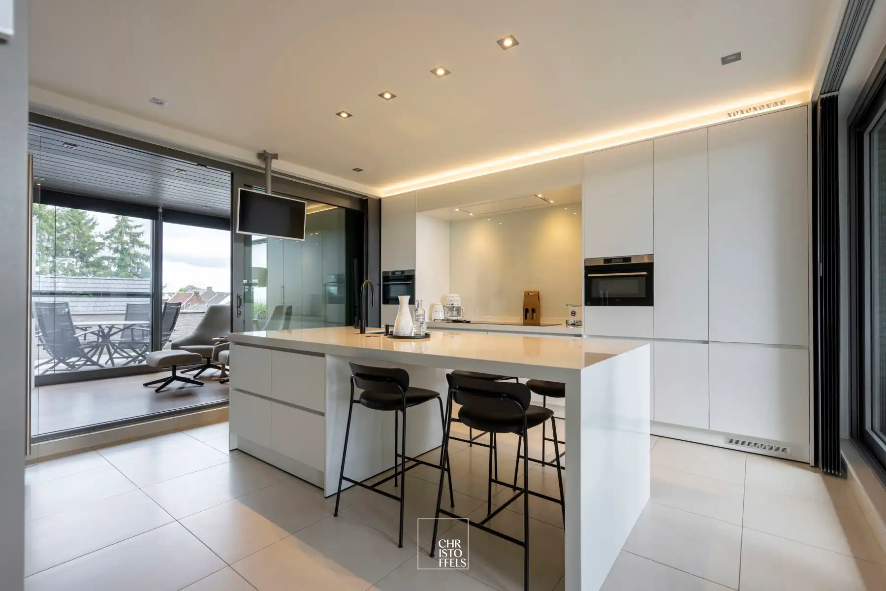  Stijlvol penthouse van 200 m² met ca. 100 m² terrassen in Oud-Rekem foto 2