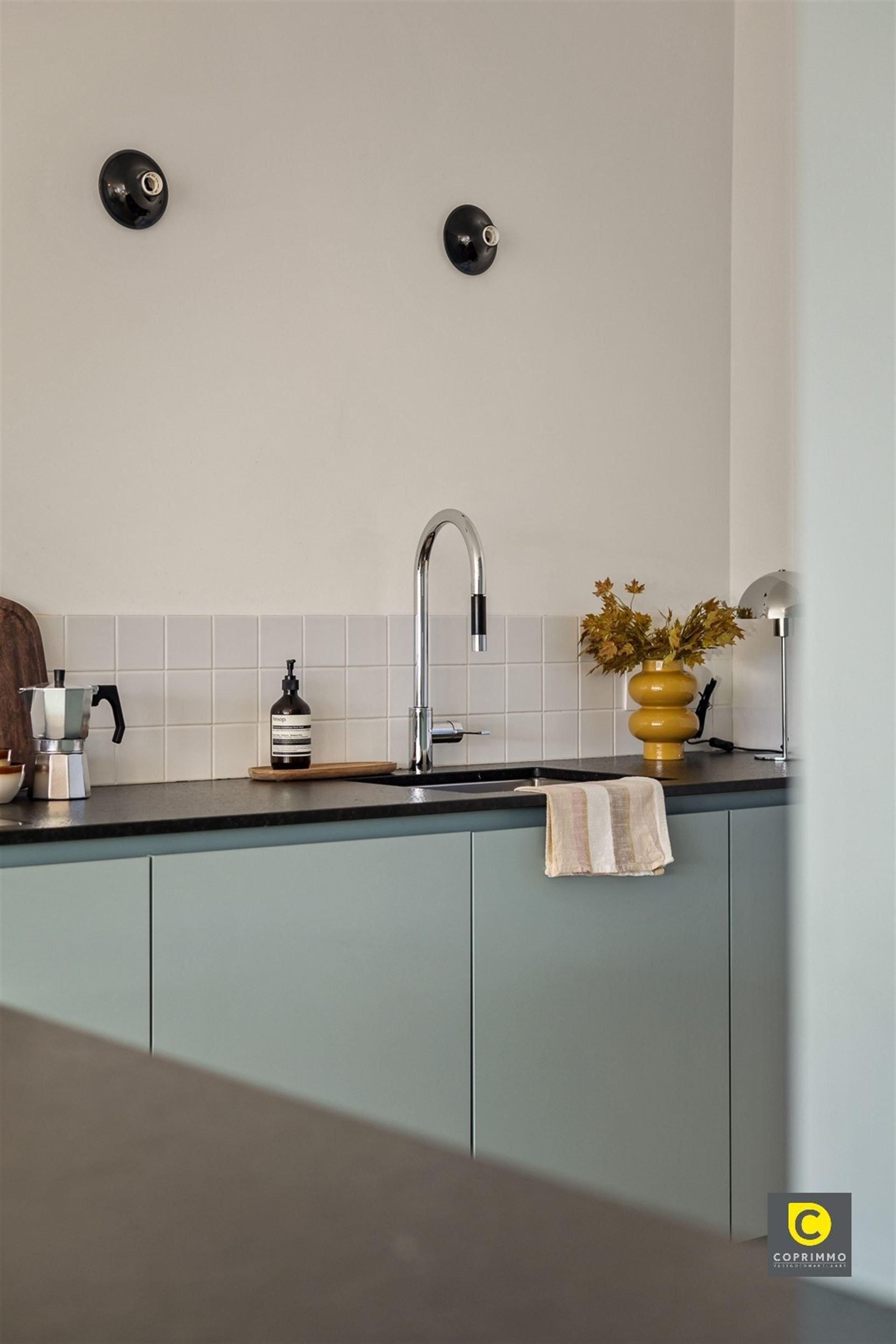 Volledig gerenoveerd app met prachtig uitzicht foto 3