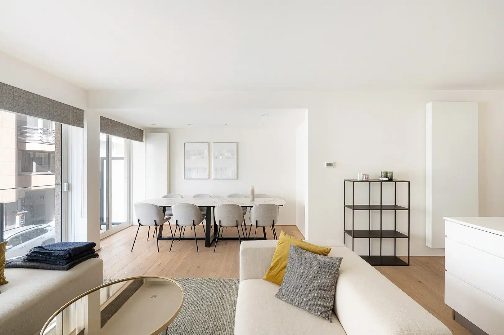 Hedendaags appartement genietend van zijdelings zeezicht, vlakbij de zee. foto 7