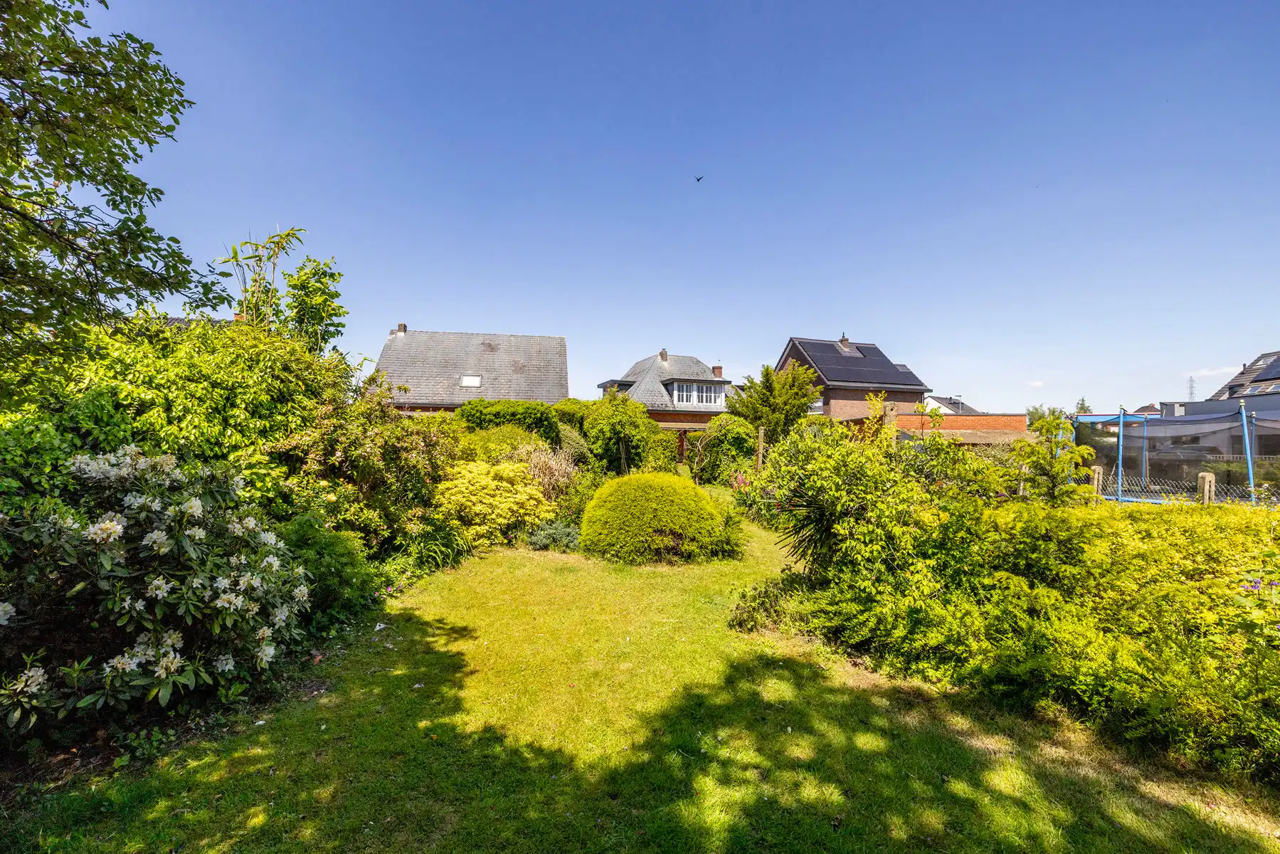 Op te frissen woning gelegen in groene omgeving op ruim 995 m² grond  foto 28