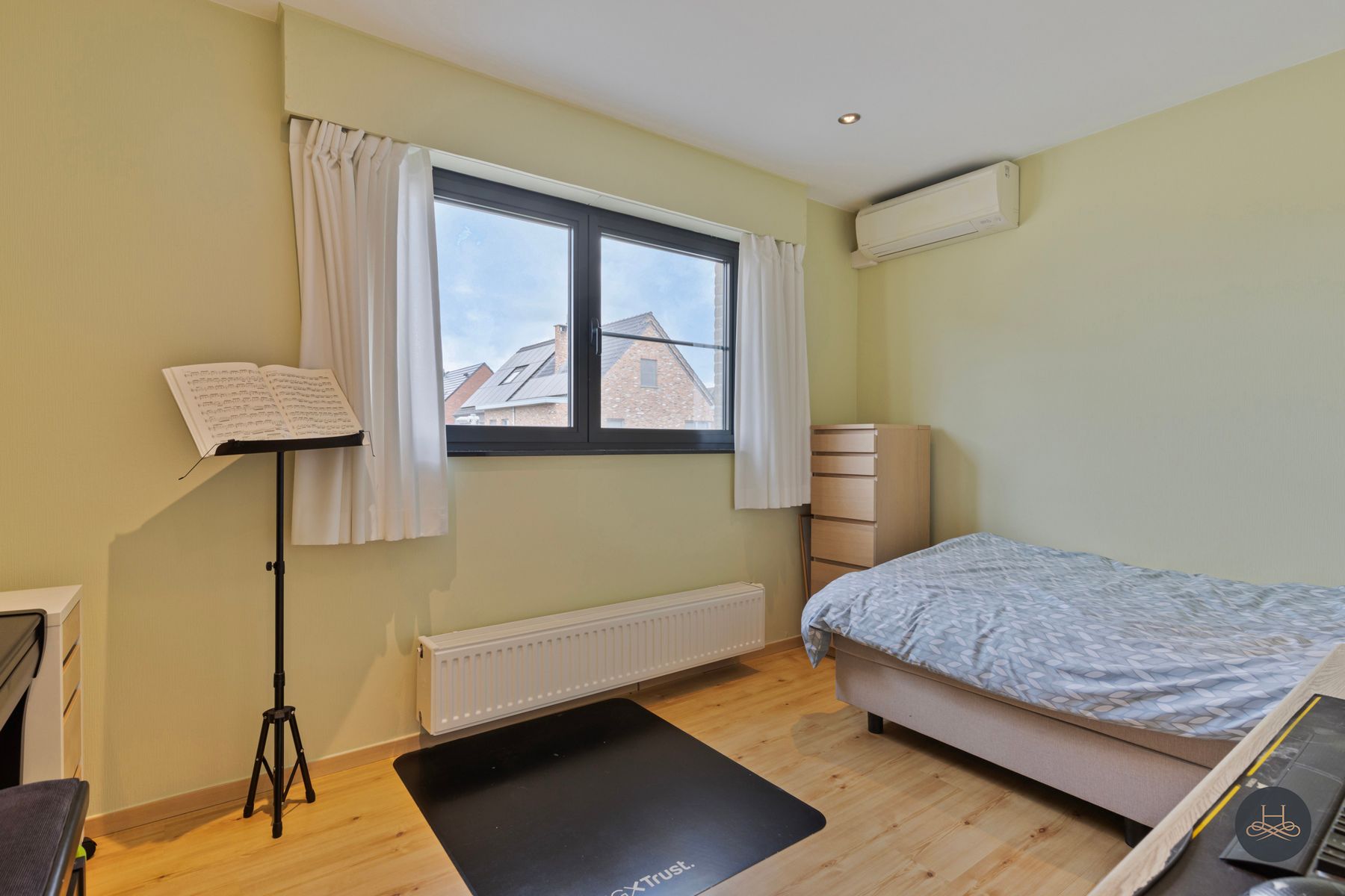 Ruime instapklare gezinswoning met zonnepanelen & airco foto 21