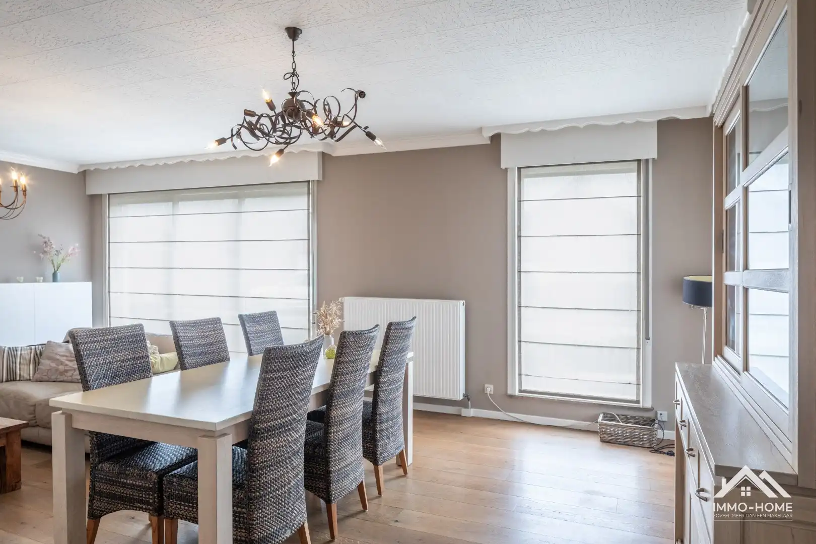 Instapklare vrijstaande bungalow in woonwijk!  foto 6