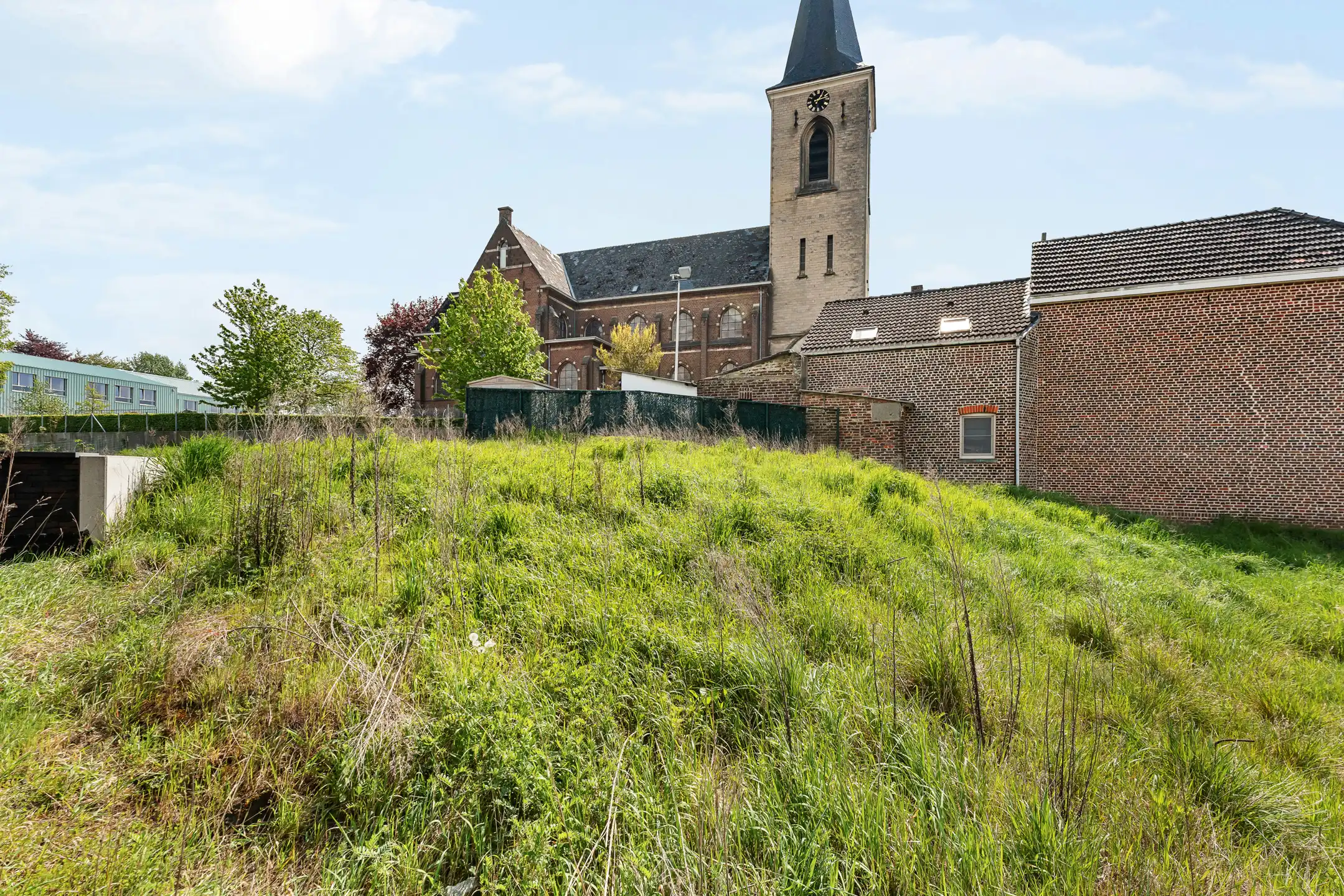 Zuidoost georiënteerde bouwgrond te Herderen foto 9