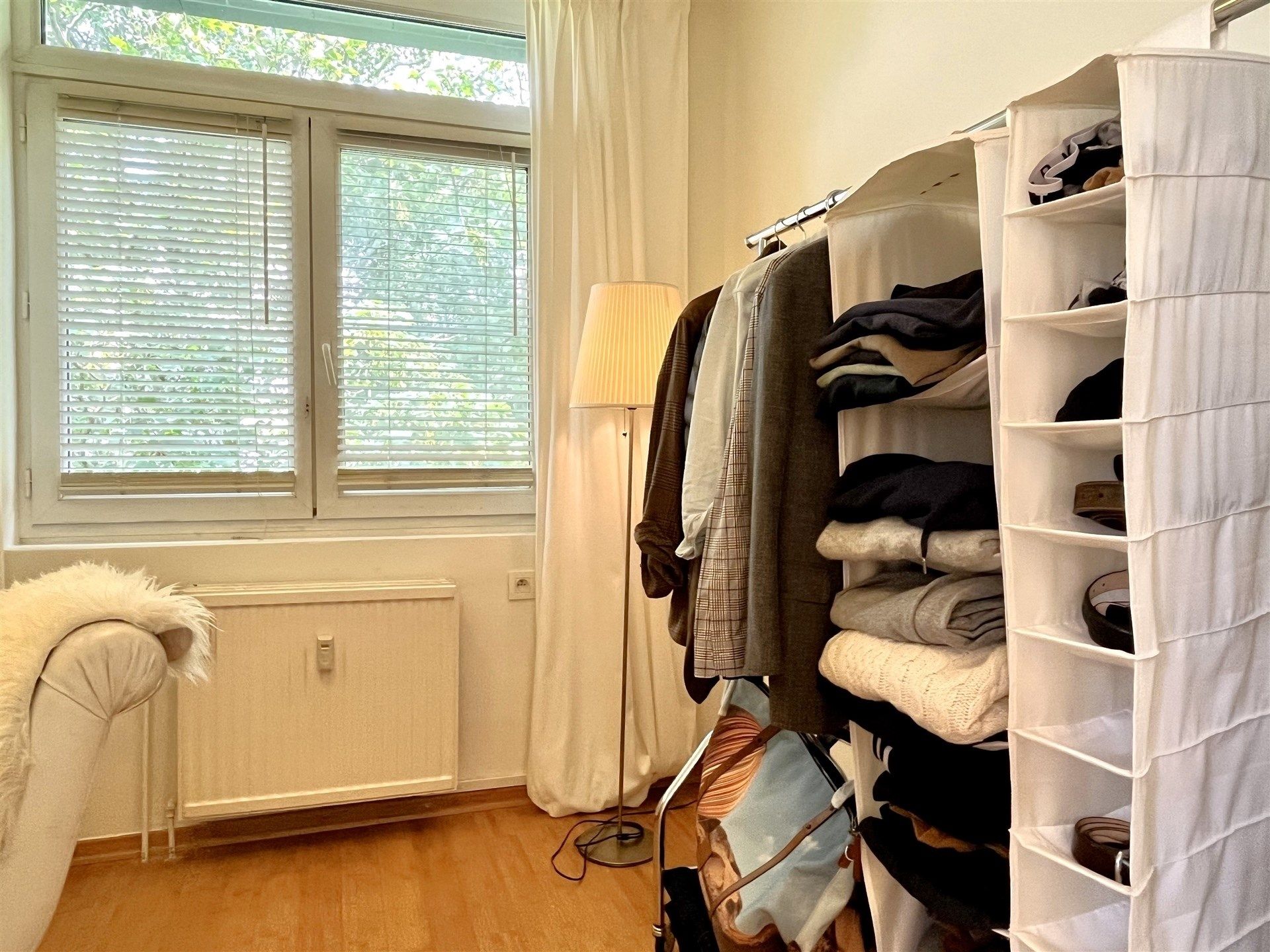 Prachtig gemeubelde studio in authentiek herenhuis! foto 7