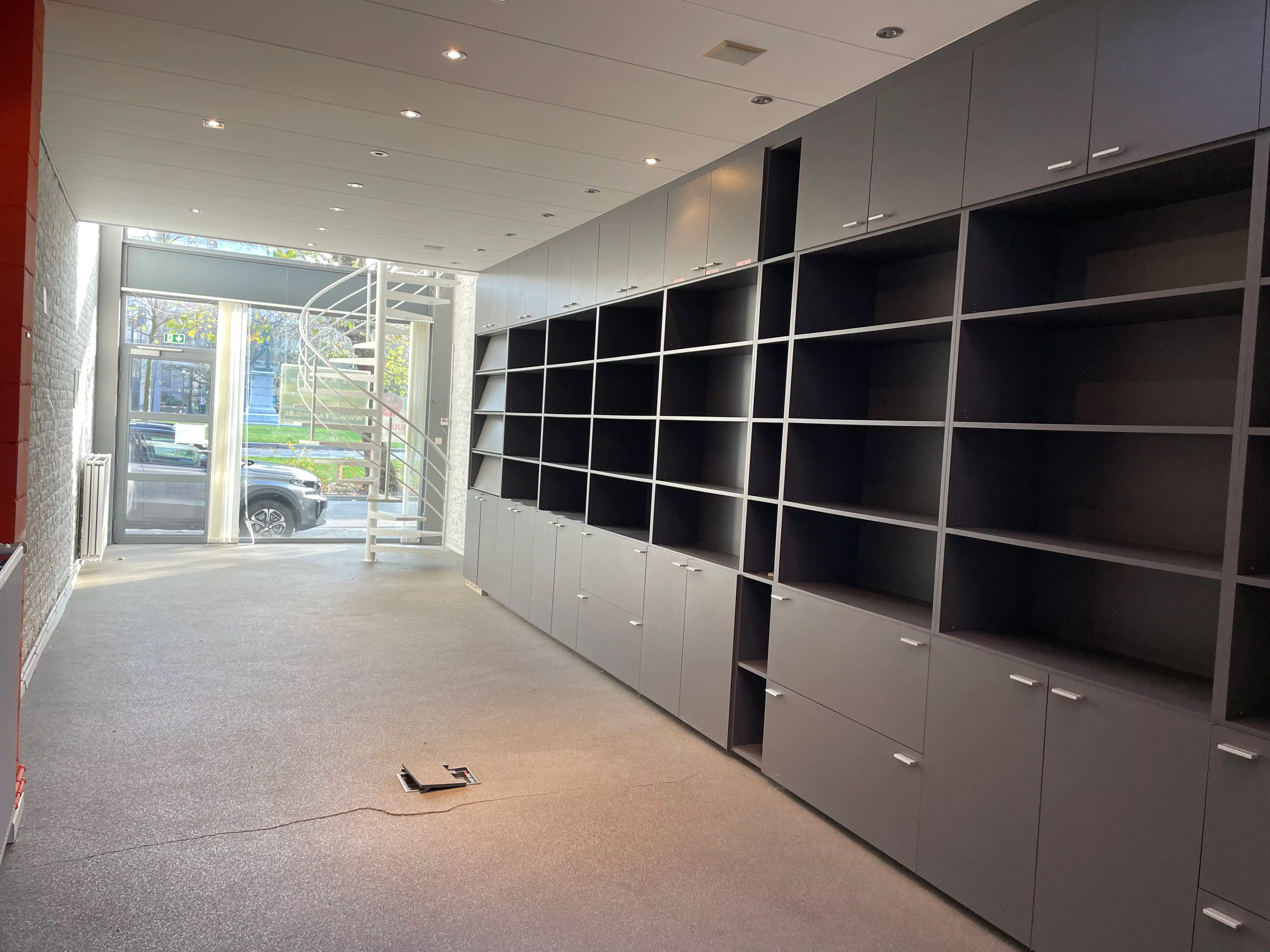 CENTRAAL GELEGEN HANDELSPÄND foto 10