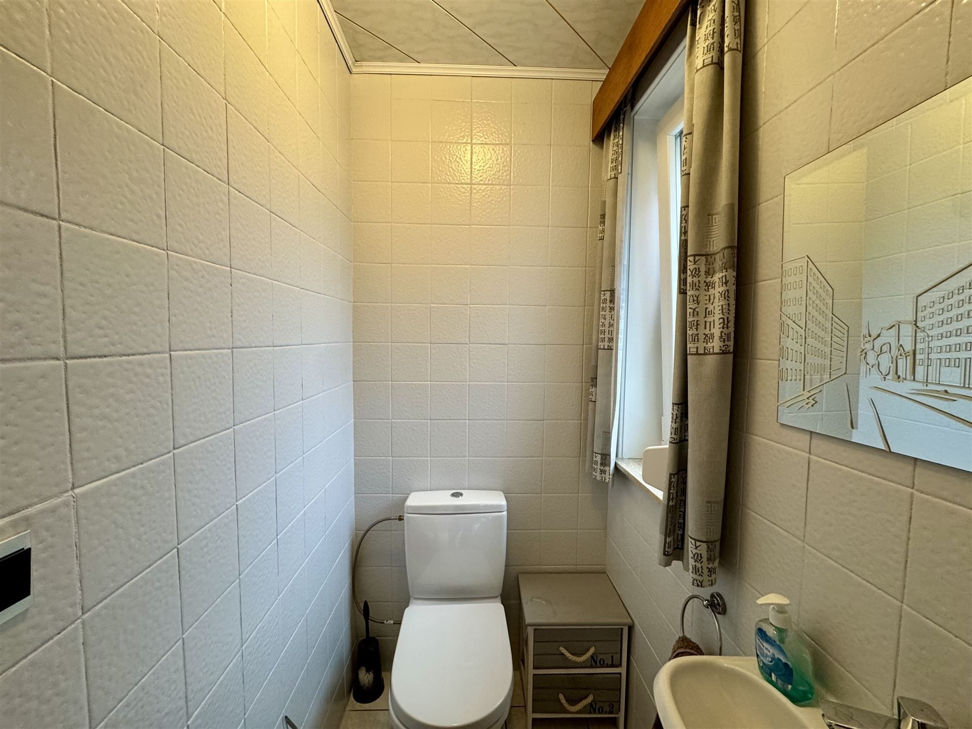 Vrijstaande woning die gebruikt kan worden als twee-woonst foto 10