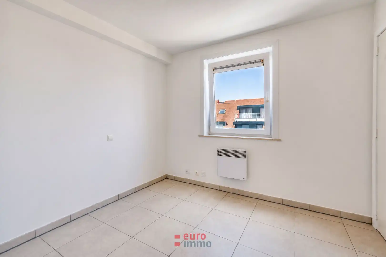 Appartement met 2 slaapkamers te koop op een zéér fel begeerde ligging te Nieuwpoort-bad! foto 12