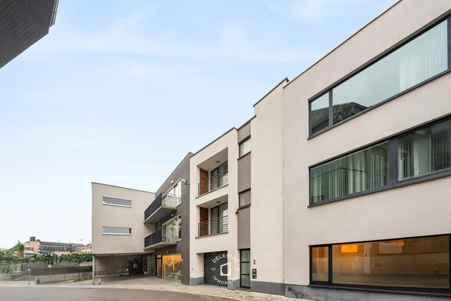Interessante opbrengsteigendommen in hartje Halle – 2 APP. met handelsgebouw foto 38
