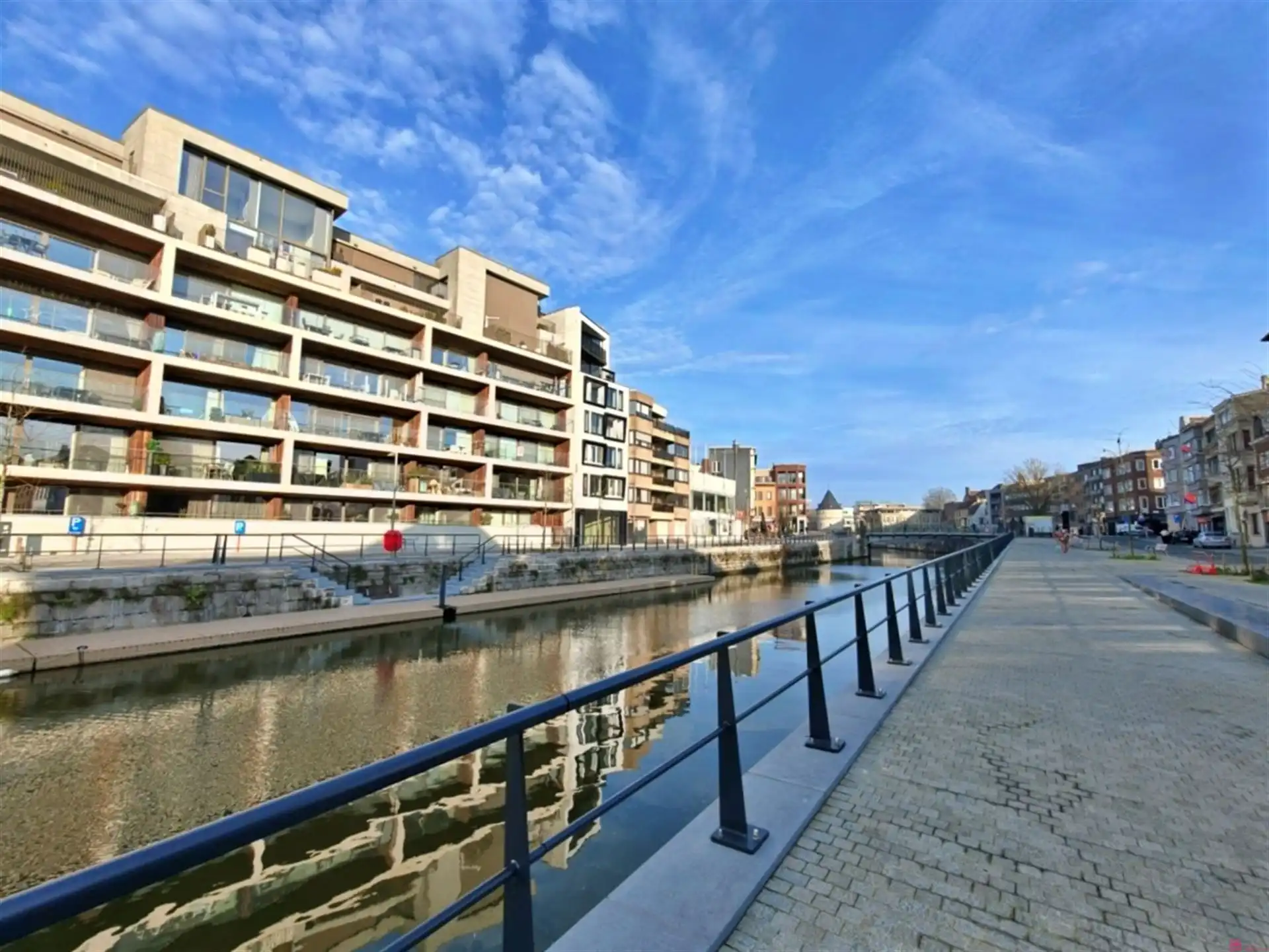 Instapklaar appartement met zonneterras en zicht op de Leie foto 16