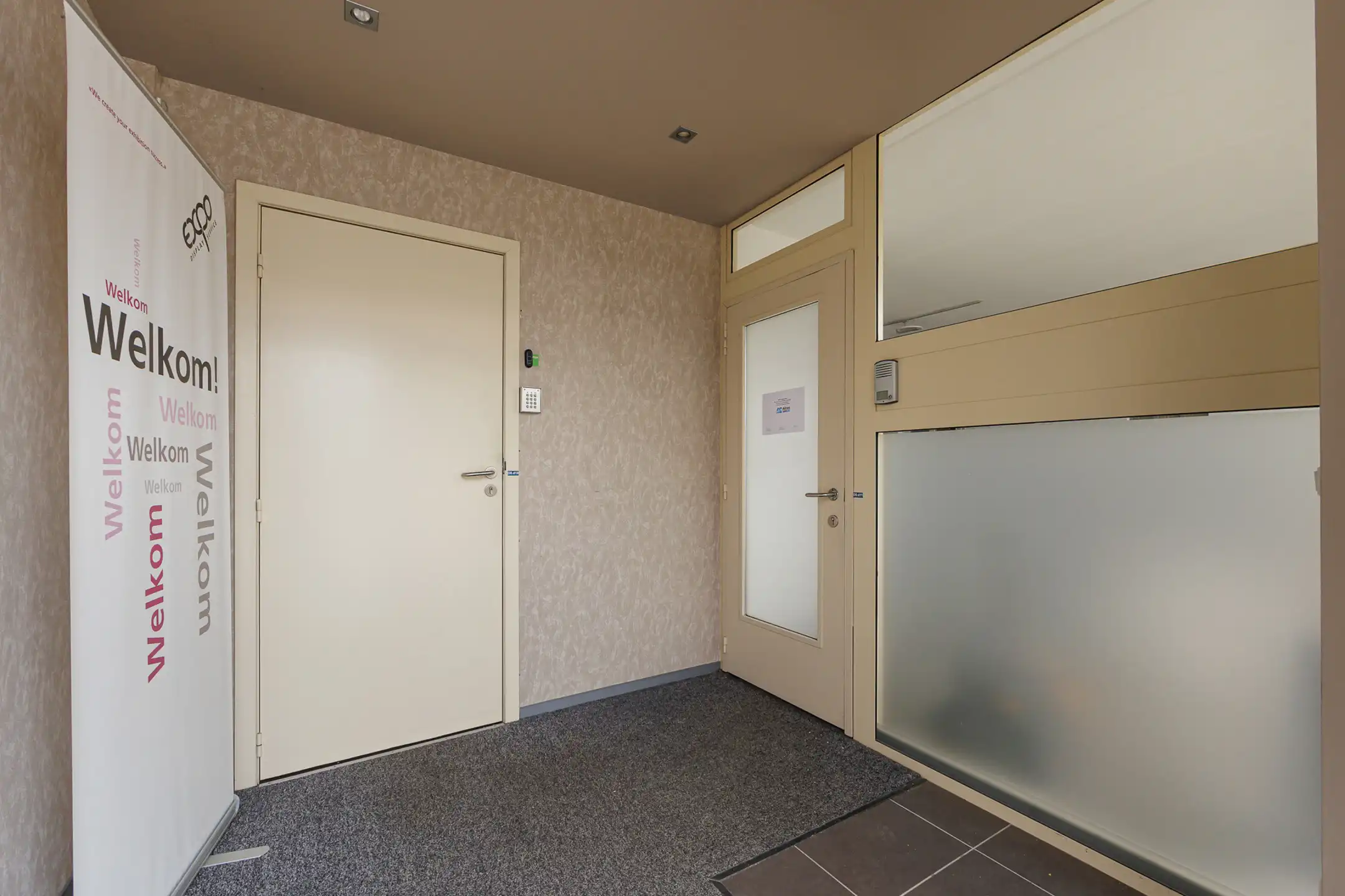 Gunstig gelegen kantoorruimte te huur foto 7