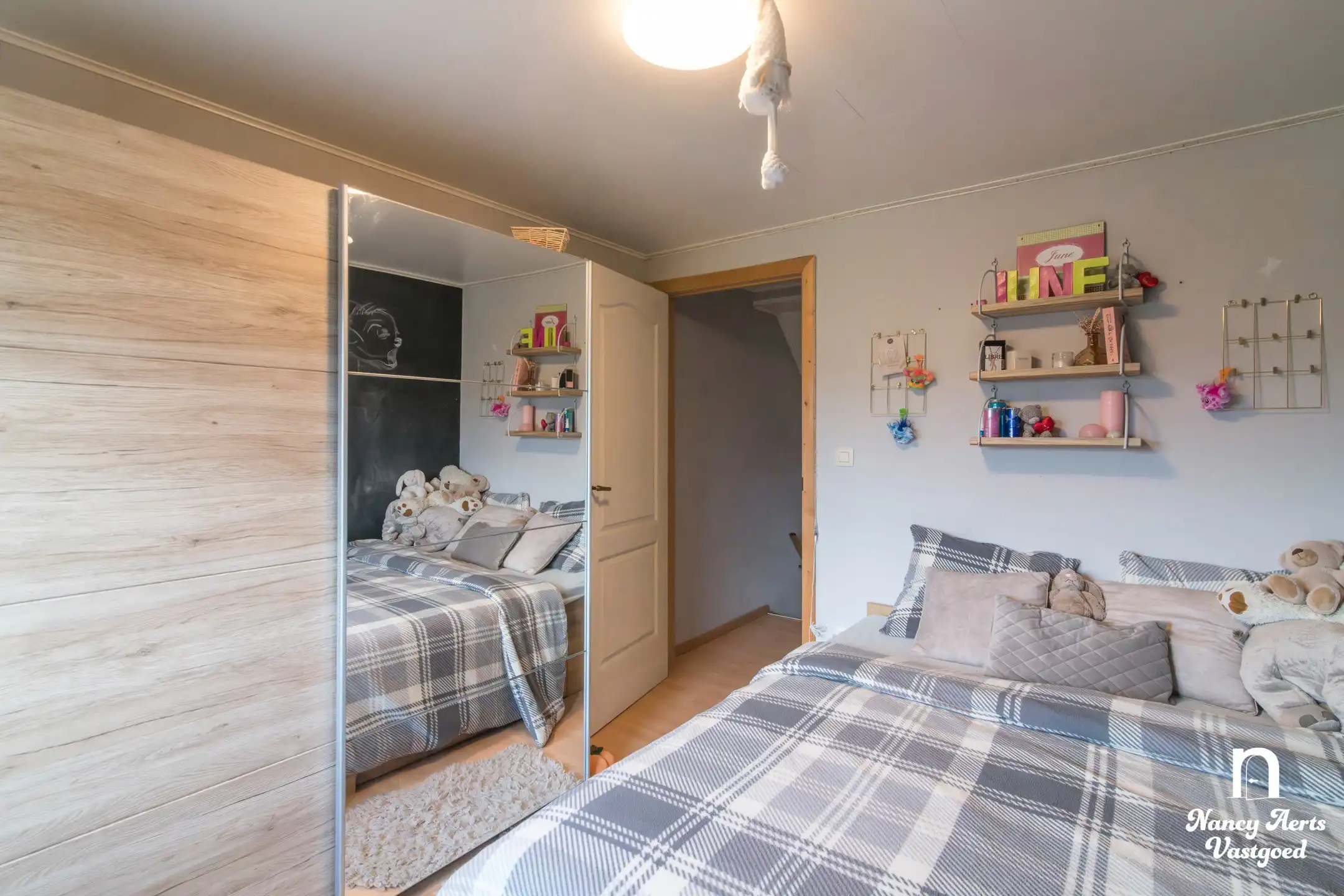 Lichtrijke gezinswoning met open zicht in Stal-Koersel foto 23