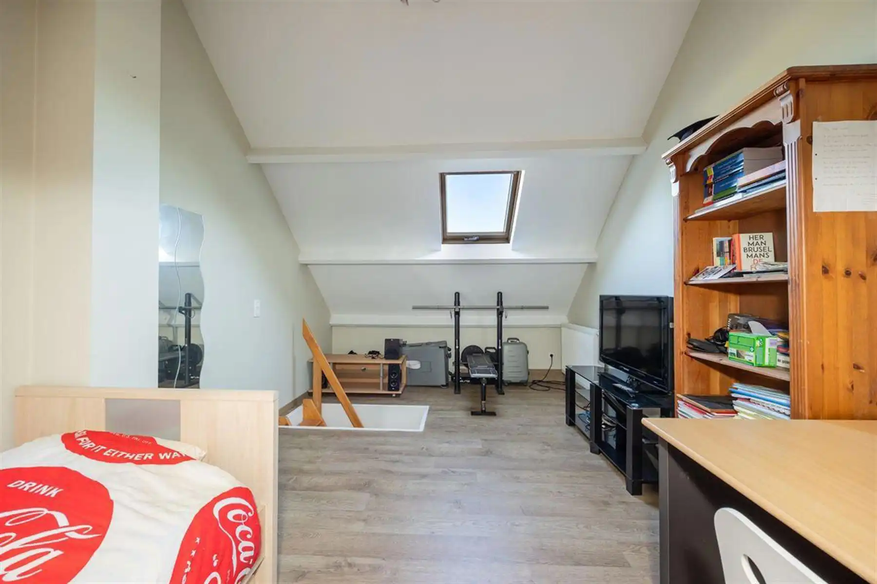 Knap duplex appartement met terras en garage te Malderen foto 24