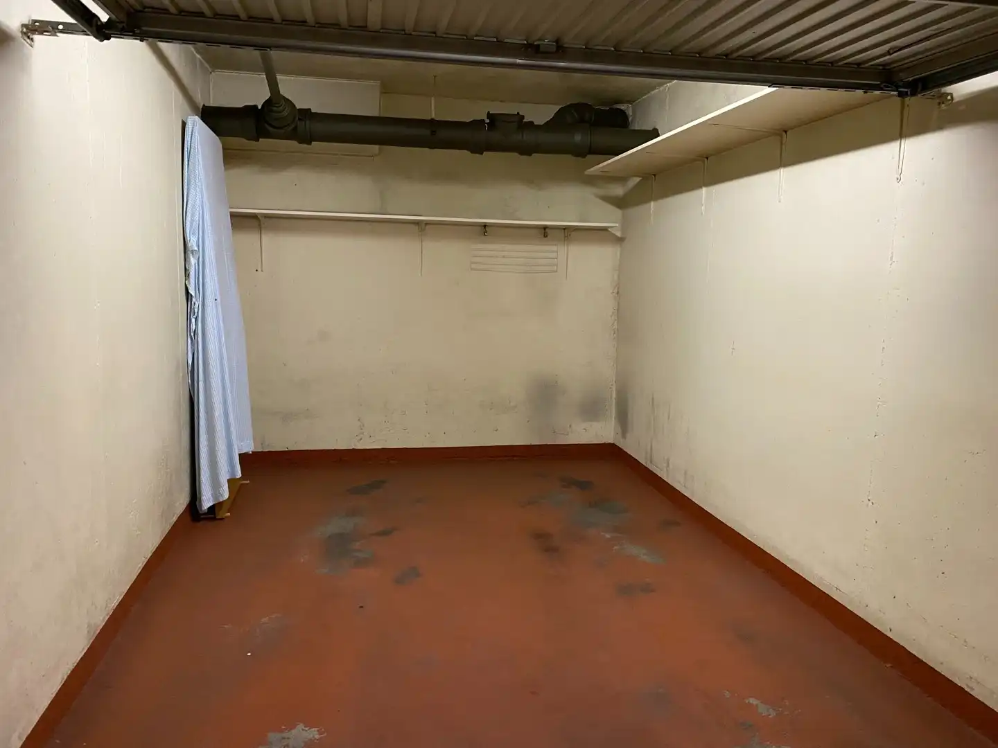 Ruim authentiek appartement met 2 slaapkamers en garage in Gent foto 8