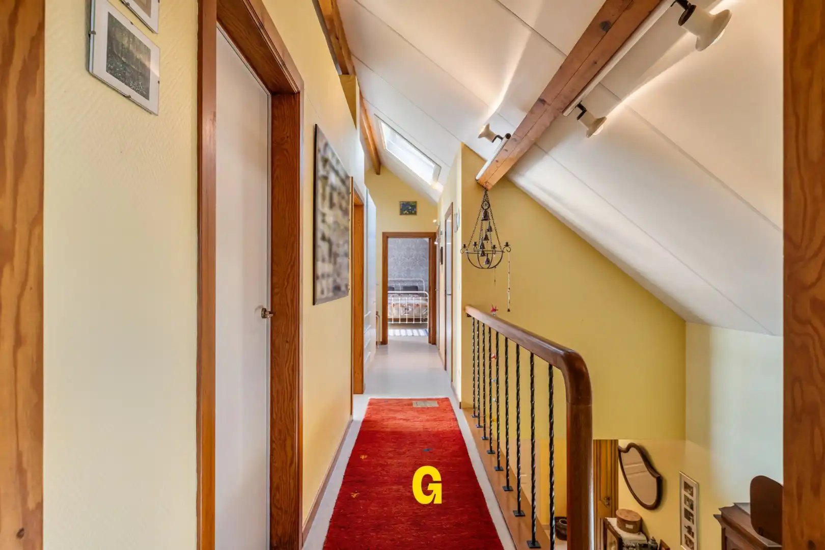 Uitstekend heropgebouwde karakterwoning op 50 are, in een gegeerde rustige omgeving met zicht op de omliggende velden. foto 14
