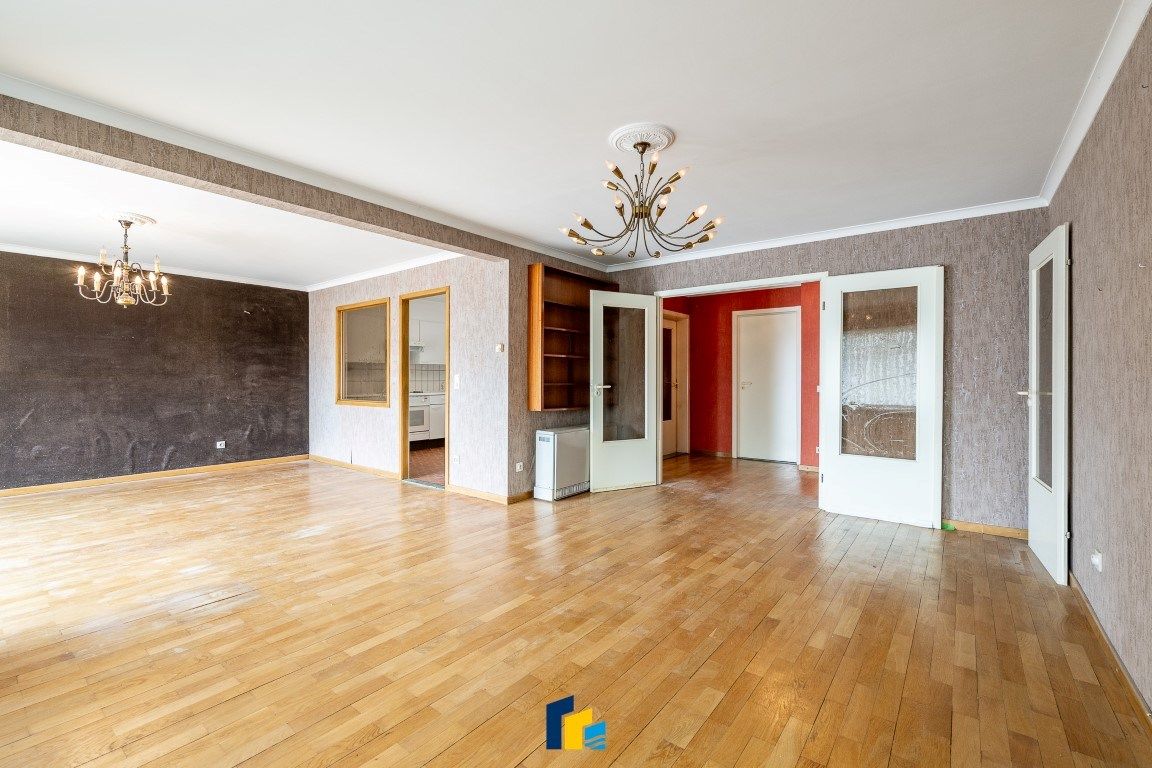 Ruim 2 slpk-appartement met zonnig terras foto 4