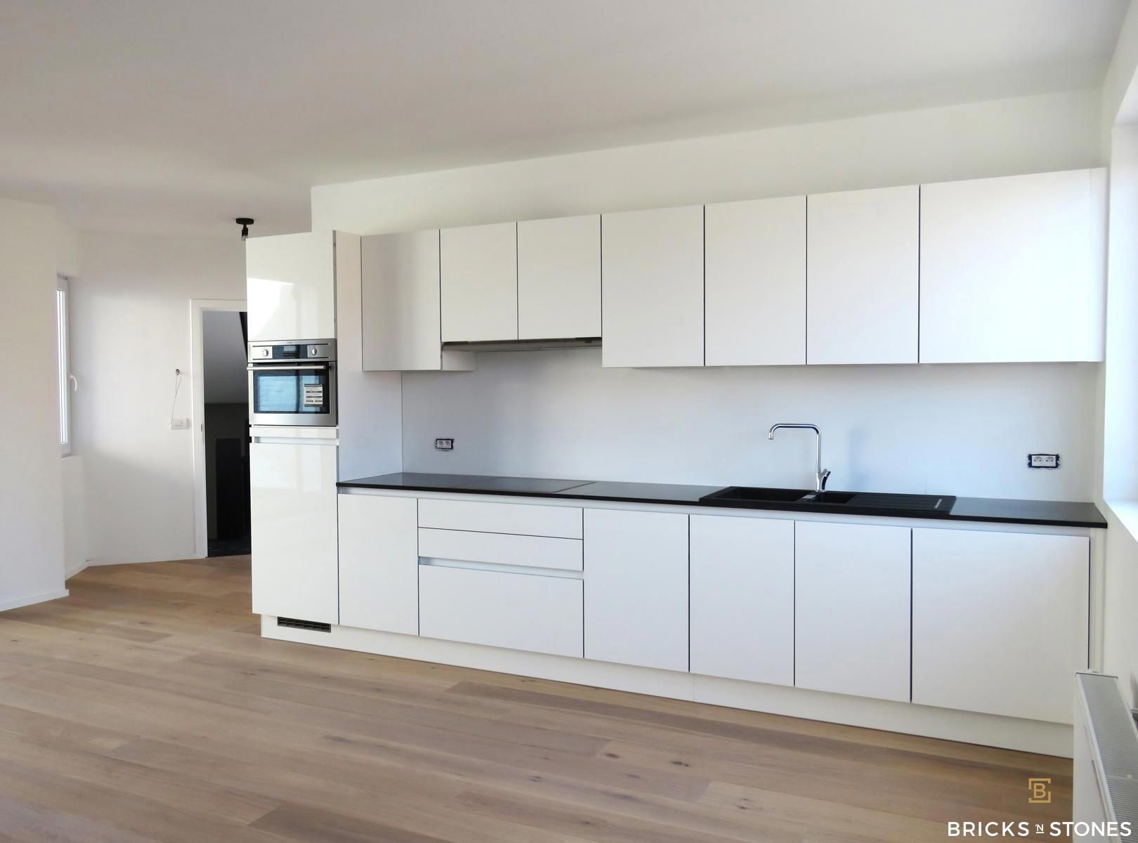 Ruim appartement met 2 slaapkamers en terras in Mechelen foto 2