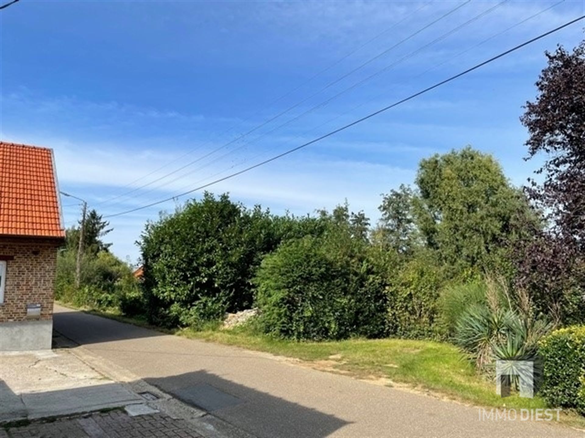 Projectgrond voor 3 villa's aan het water foto 21