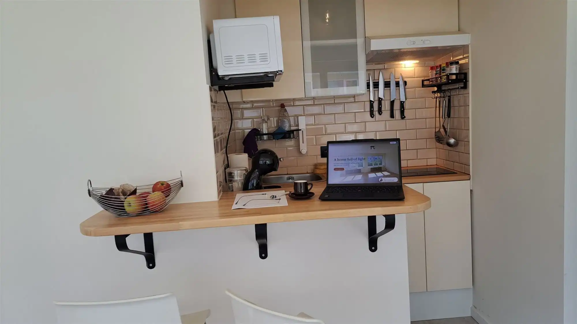 Instapklare lichtrijke studio van 32m2 te Kessel-Lo. foto 5