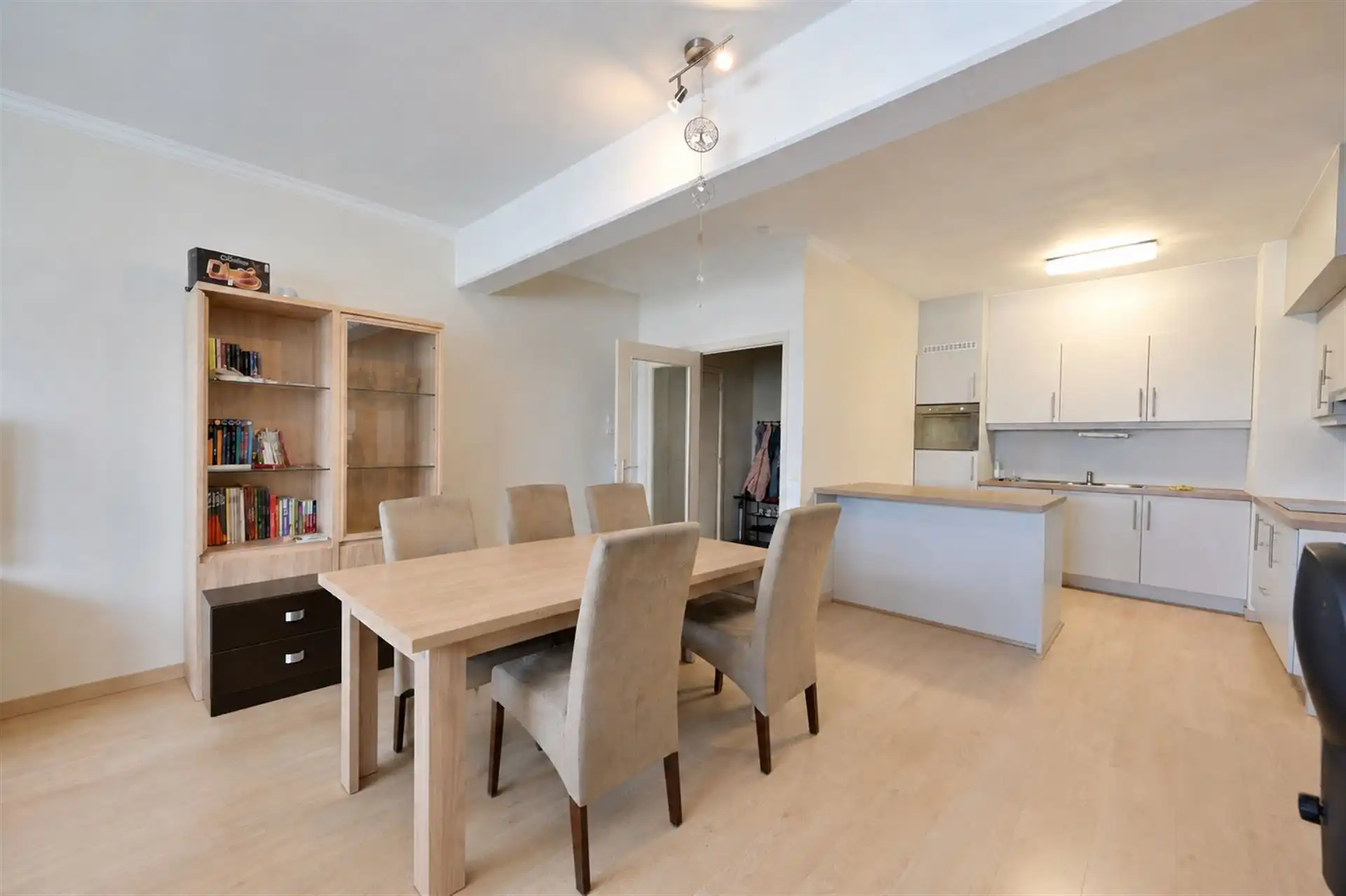 Appartement met 3 slaapkamers in centrum Geel foto {{pictureIndex}}