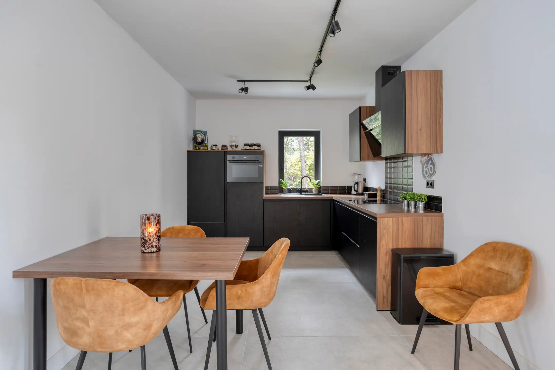 Riante villa met bijgebouw en aangrenzende bouwgrond op uniek perceel  foto 25