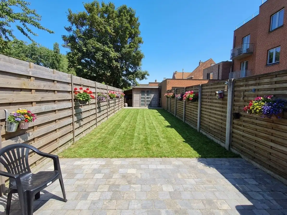VERRASSEND RUIME STADSWONING MET 3 SLPKS EN TUIN IN HARTJE KANEGEM foto 9