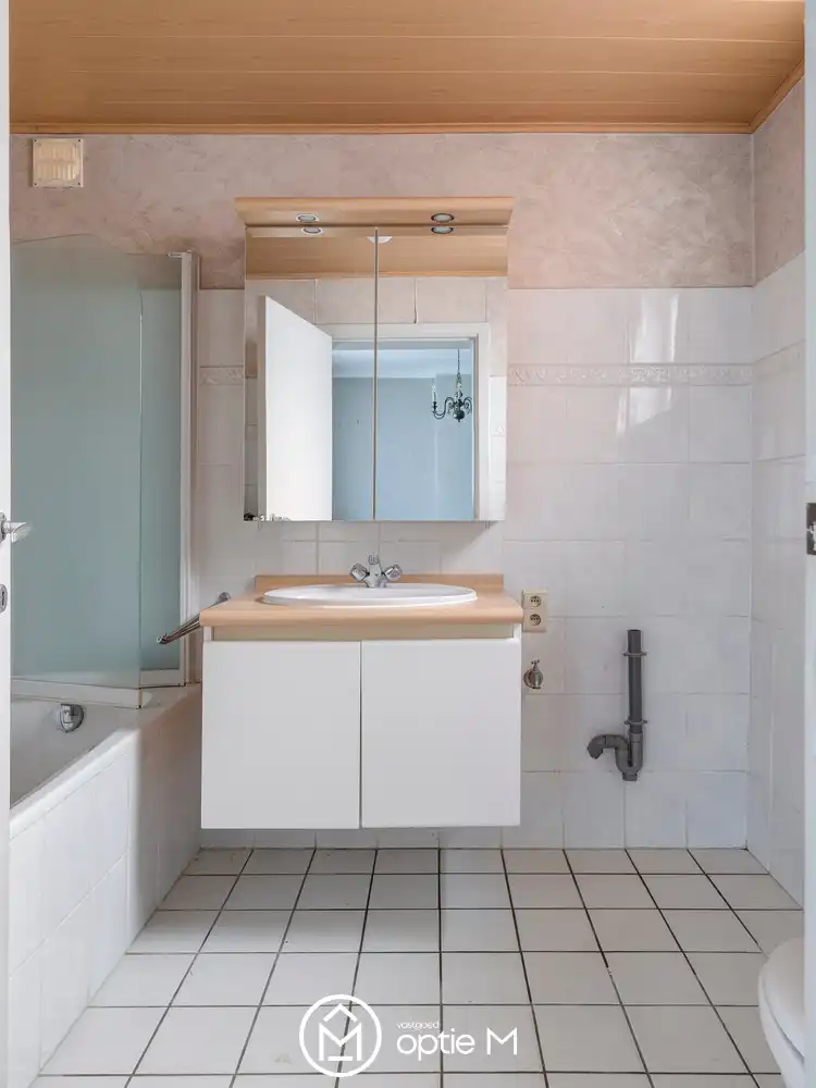 Charmante woning te koop in Bilzen-Hoeselt – verrassend ruim en met veel potentieel foto 25