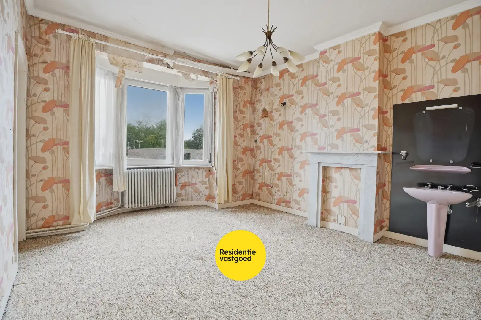 Te renoveren woning met veel op potentieel op topligging. foto 10