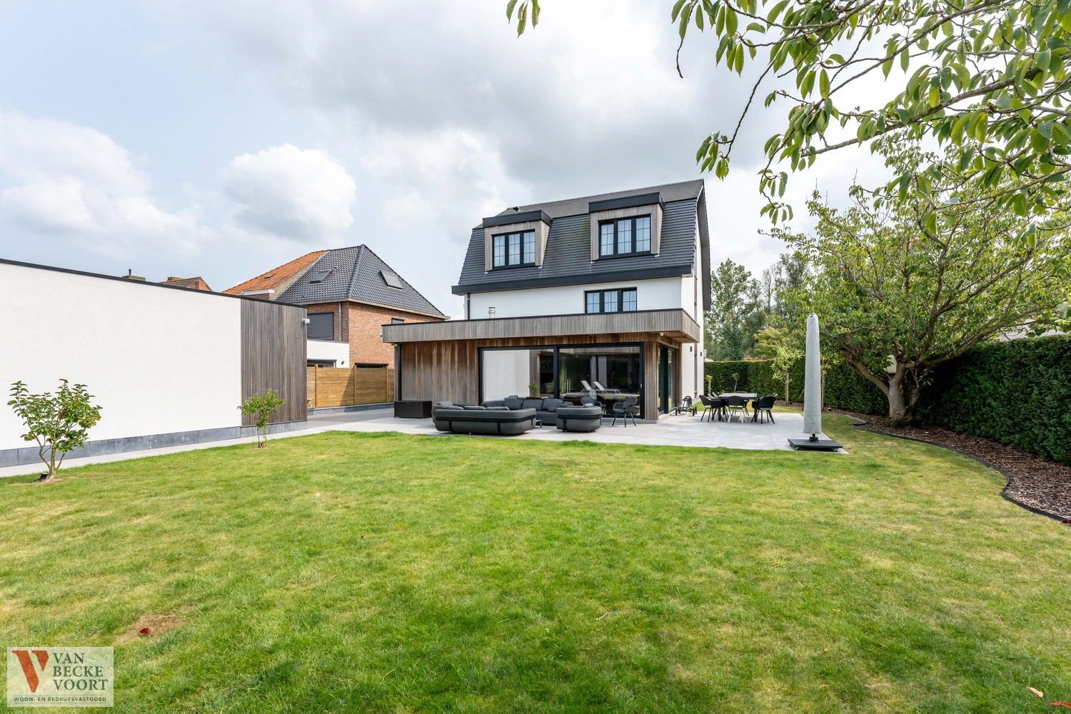 Exclusieve villa op toplocatie foto 33