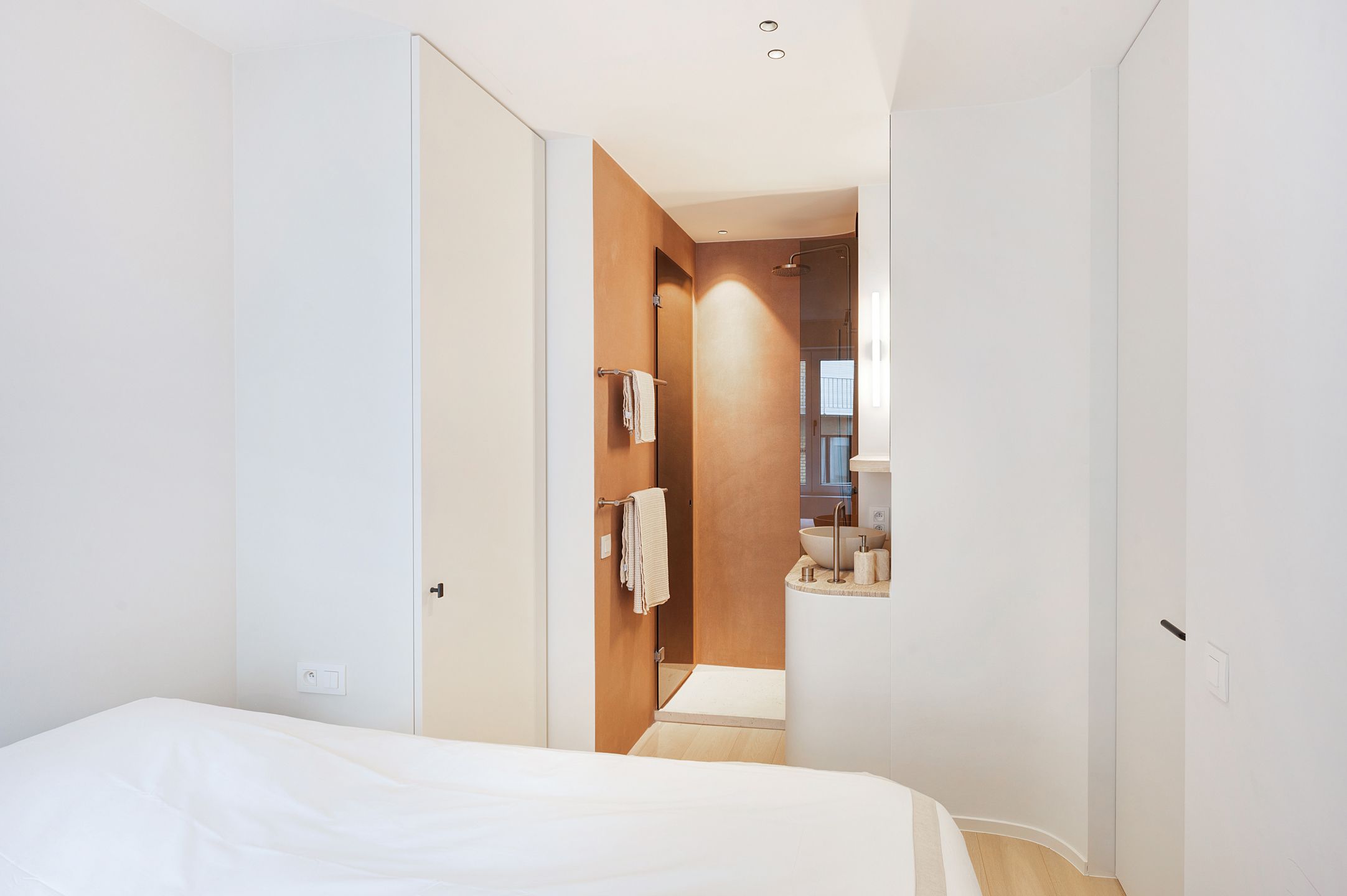 Top gerenoveerd appartement met zij zeezicht, Driehoeksplein foto 18