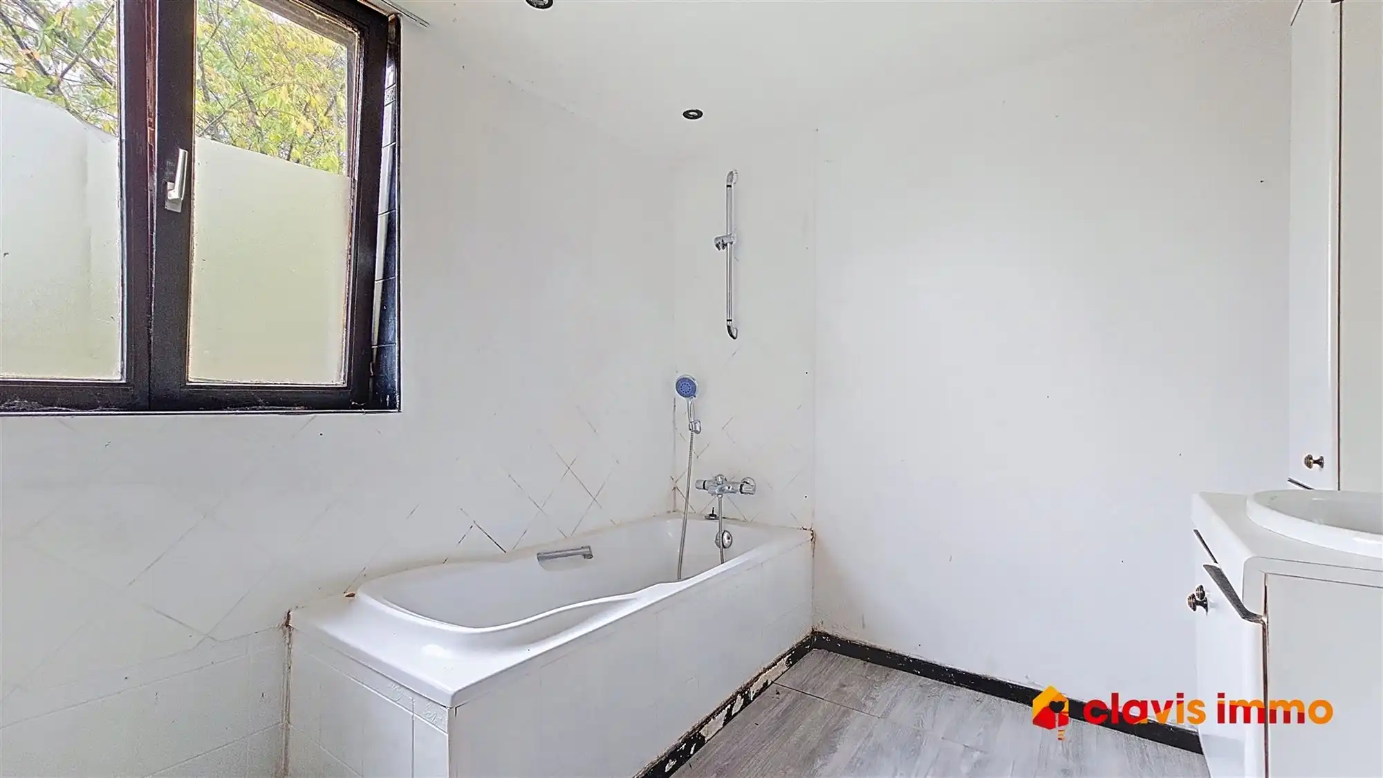 Te renoveren villa in een felbegeerde buurt foto 12