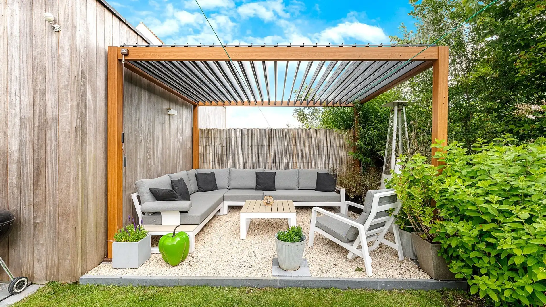 Recente woning met parking en tuin te Moerkerke-Damme foto 15