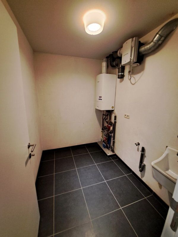 Moderne, goed gelegen duplex met 2 slaapkamers foto 6