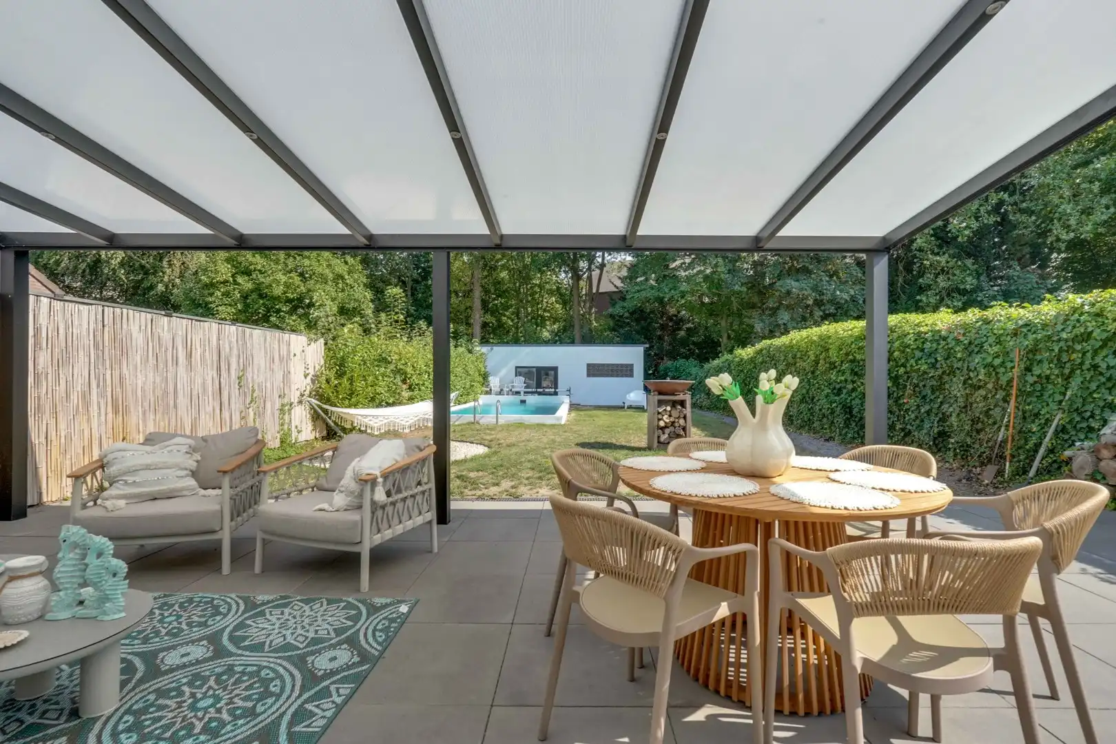 INSTAPKLARE GEZINSWONING MET ZWEMBAD, SAUNA EN RUIME TUIN OP TOPLOCATIE IN LANAKEN foto 19