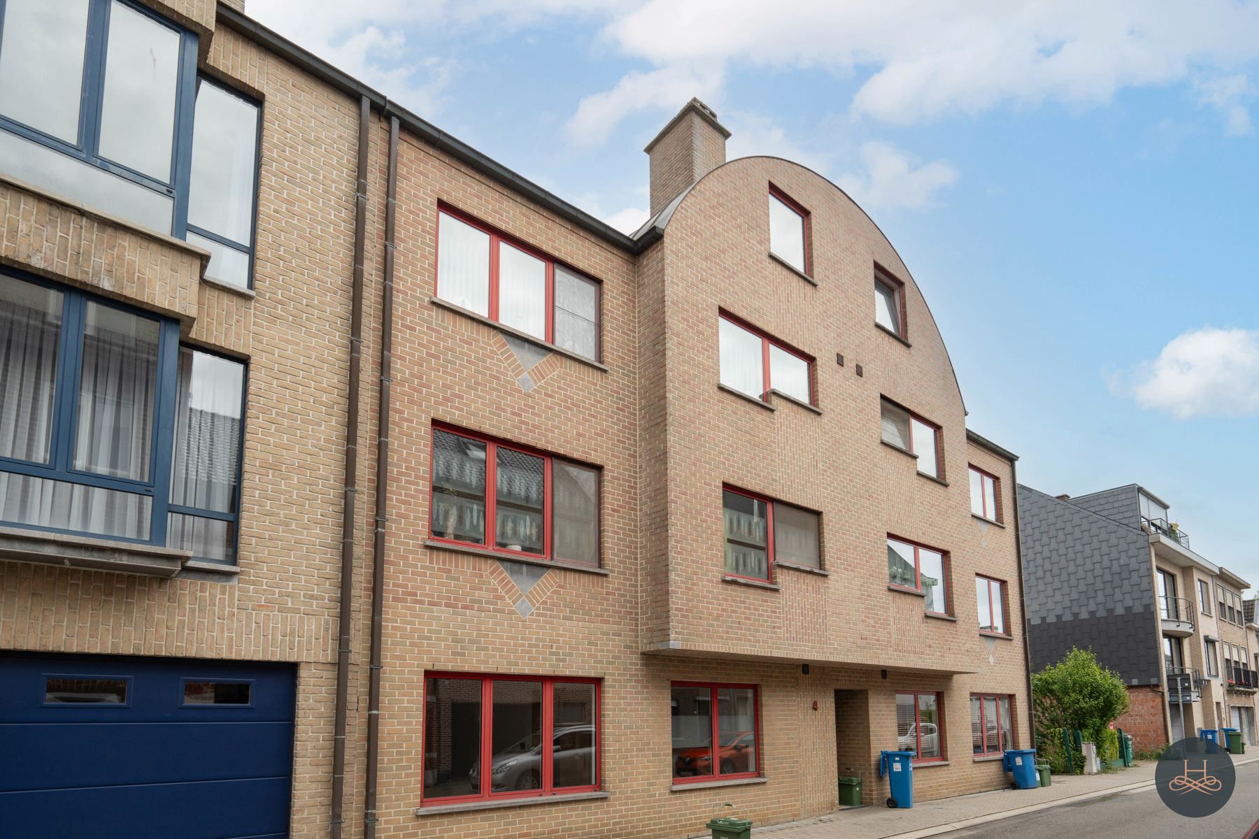 Ruim gelijkvloers appartement met garage in Aarschot foto {{pictureIndex}}