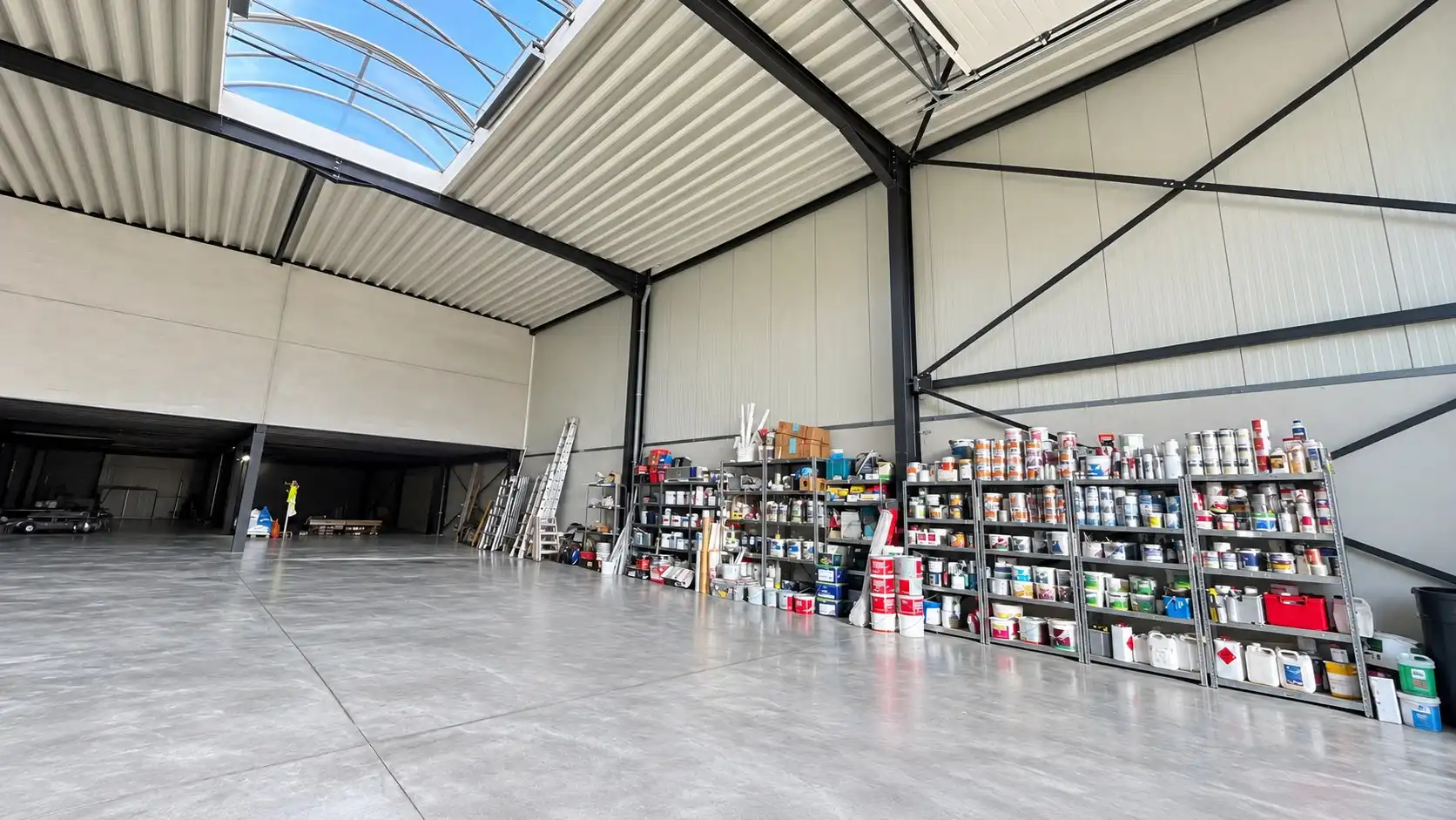 Grote loods met een prachtige woonst op 1.186 m²  foto 44