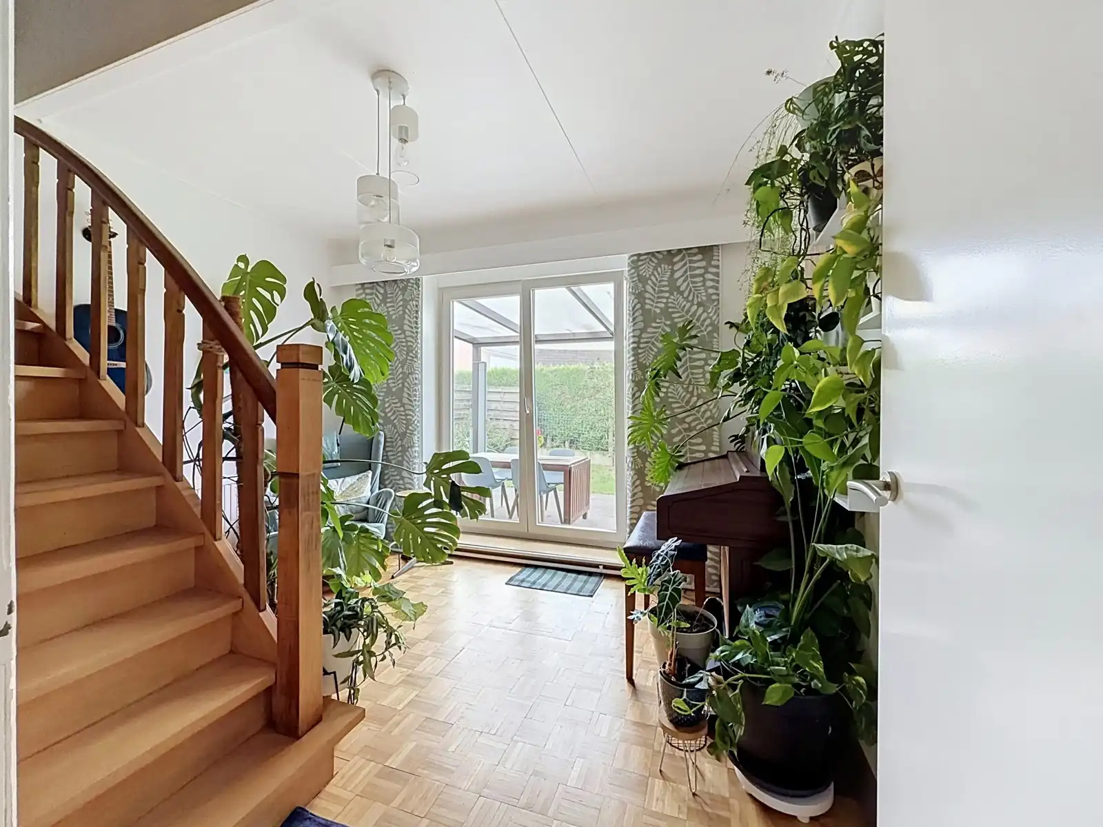 Charmante woning met 4 SLPK, Garage én Tuin! foto 15