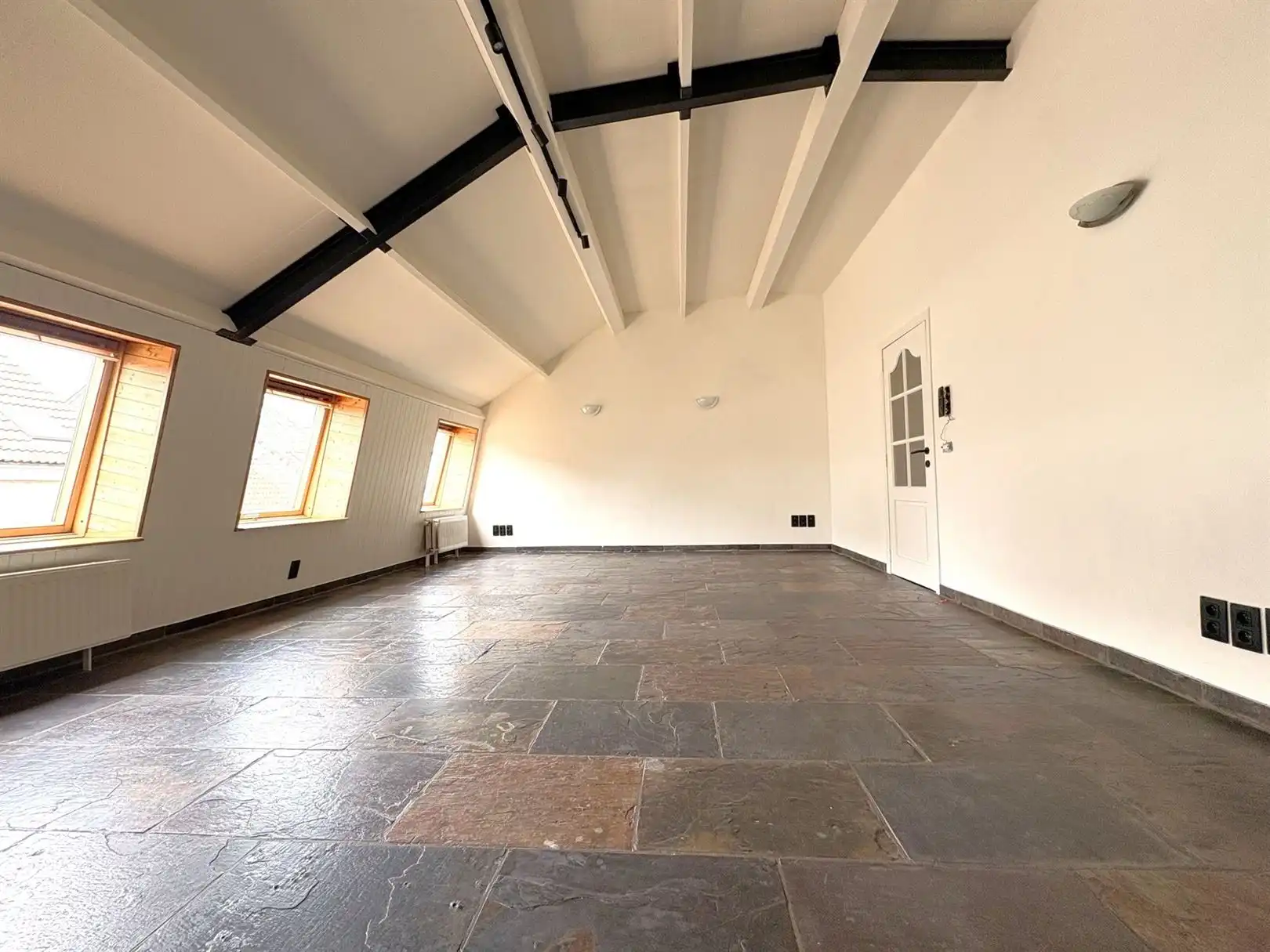 Appartement te huur Molenstraat 1/C - 9220 MOERZEKE