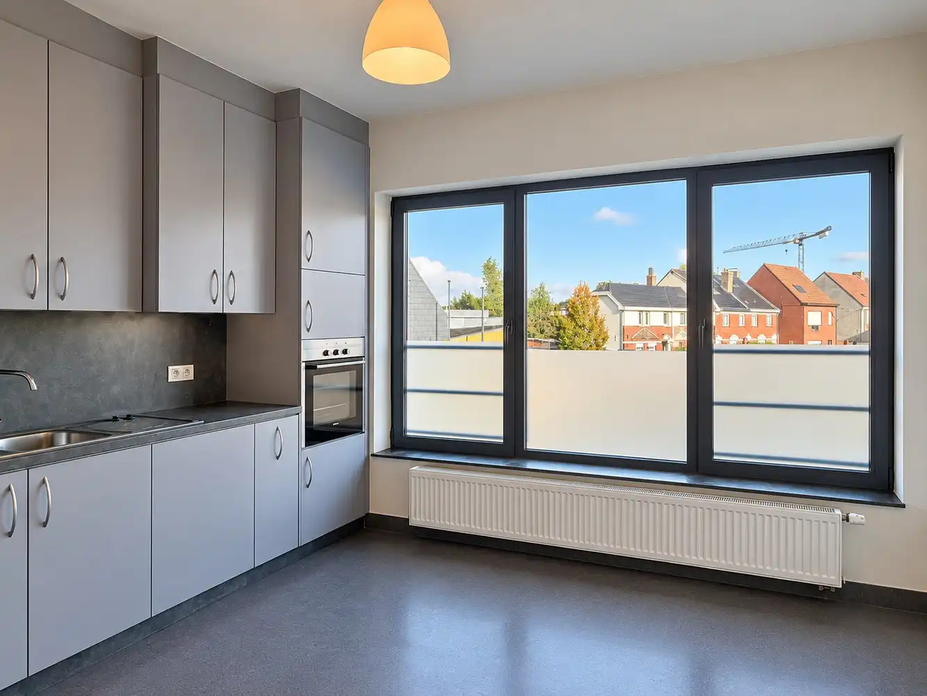 Ruim en zonnig 3-slaapkamerappartement van ca. 160 m² in het centrum van Merelbeke en mogelijkheid tot terras foto 4