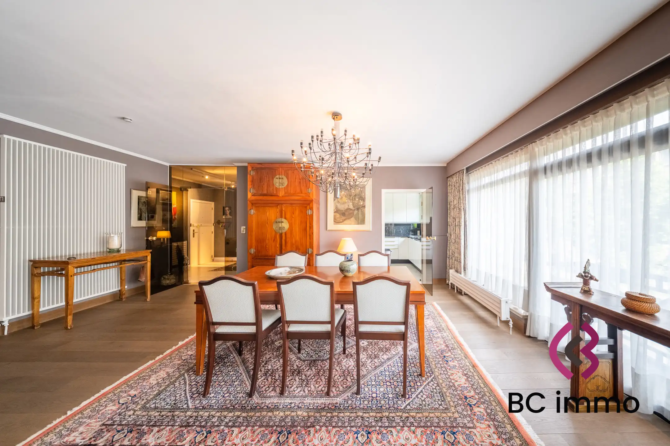 Exclusief appartement met 3 slaapkamers in hartje Hasselt foto 6