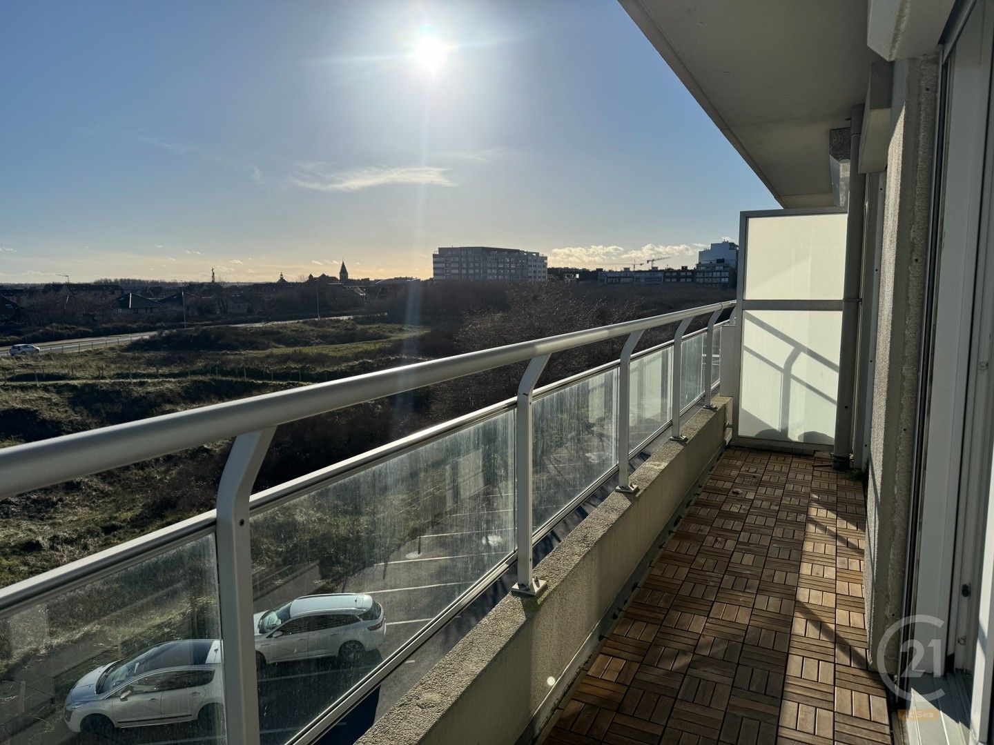 Prachtig gerenoveerd appartement met 2 slaapkamers aan de Zeedijk in Middelkerke foto 12