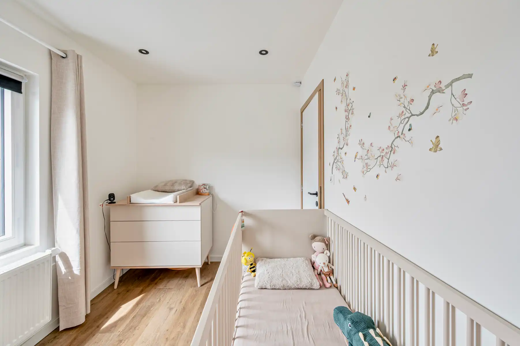 Instapklare woning met 3 slaapkamers, tuin en garage  foto 8