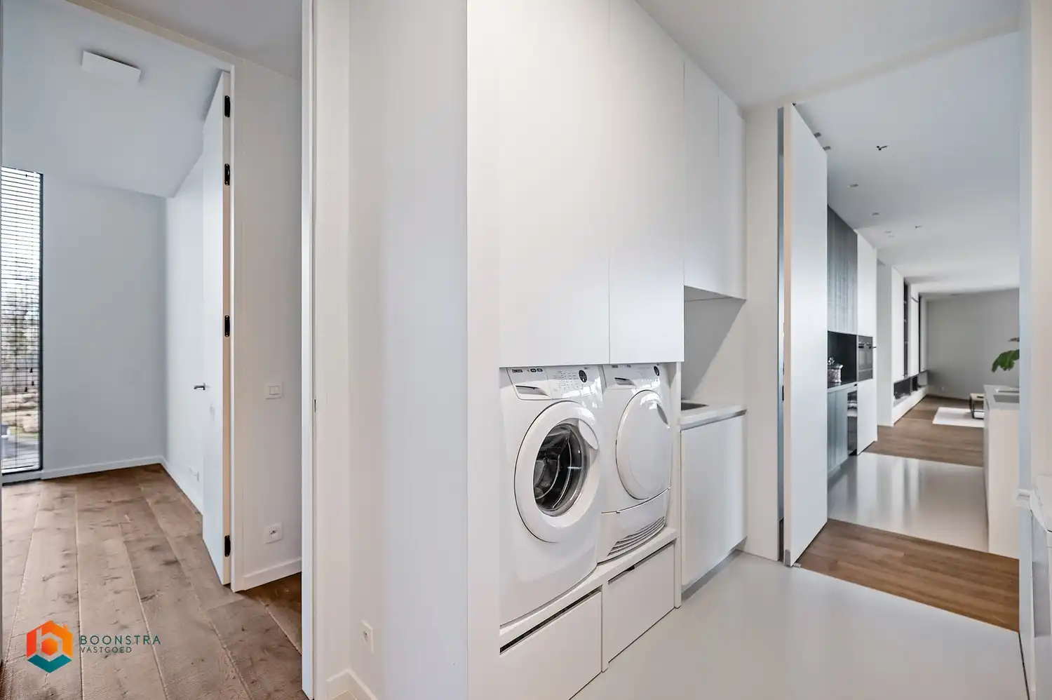 Exclusieve penthouse met 5 slpkrs, riant terras en ruime garage foto 29