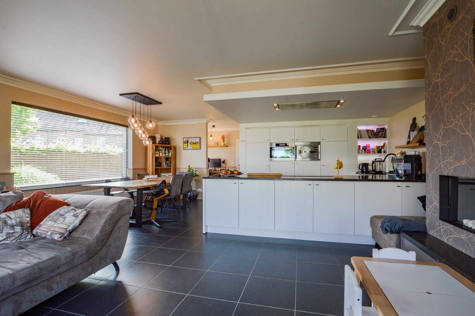 Ruime gezinswoning op een perceel van 1.131m² foto 10